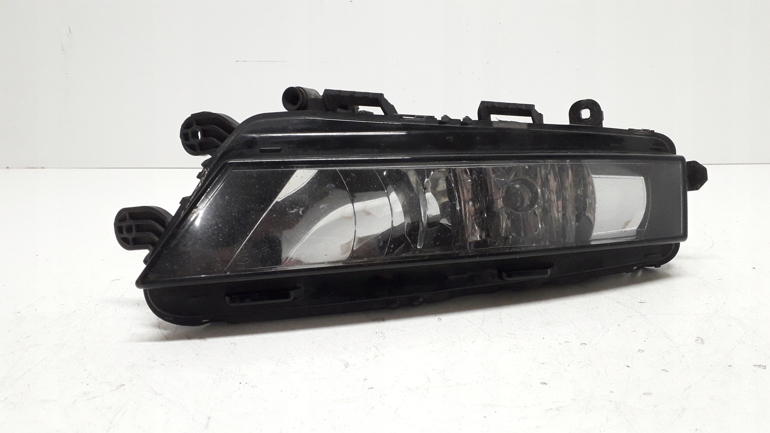 SKODA OCTAVIA 3 III LIFT ГАЛОГЕН ПРАВЫЙ 5E0941700F