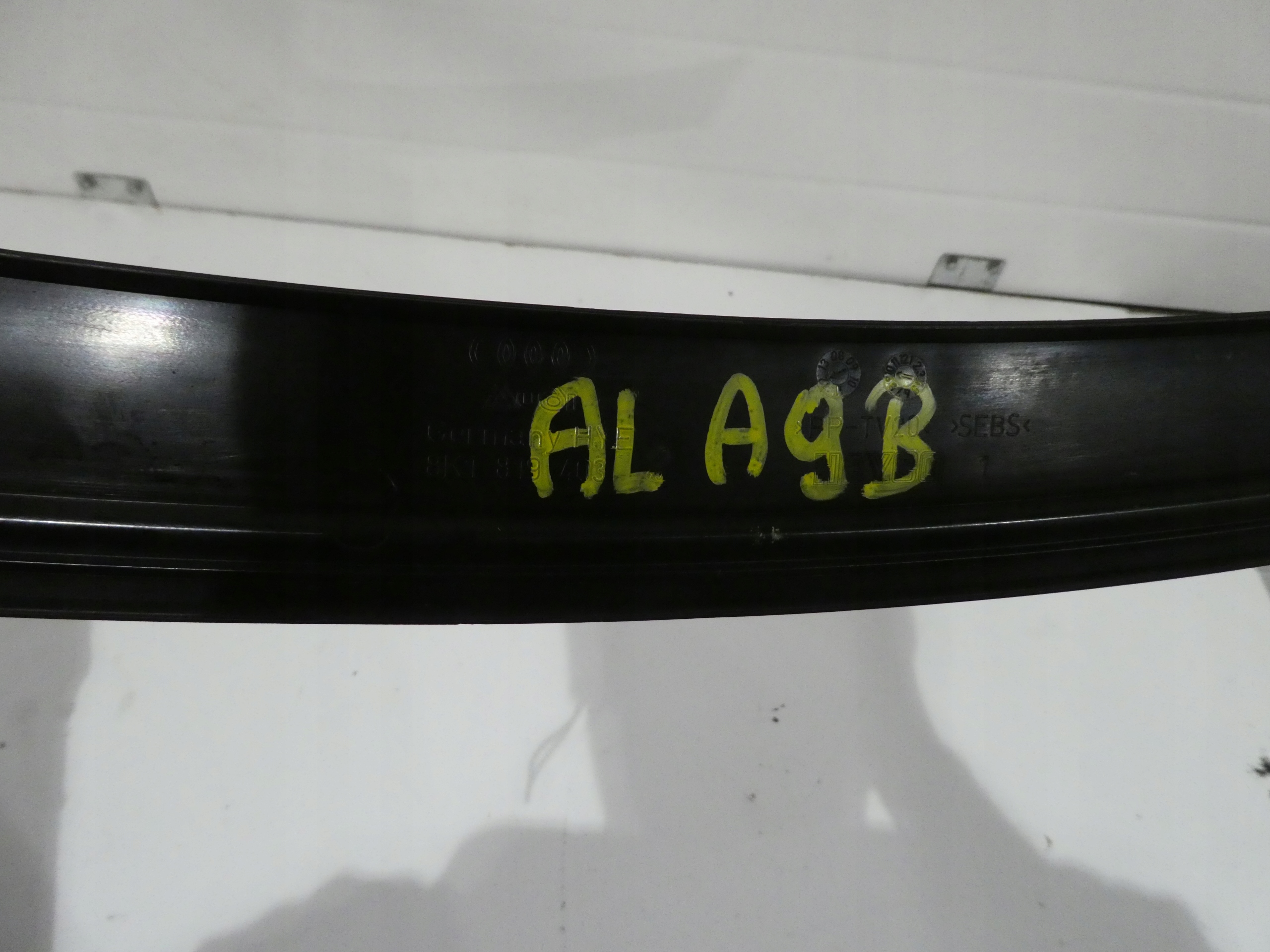 torpedo plastic AUDI A4 B8 A5 LIFT 8K1819403