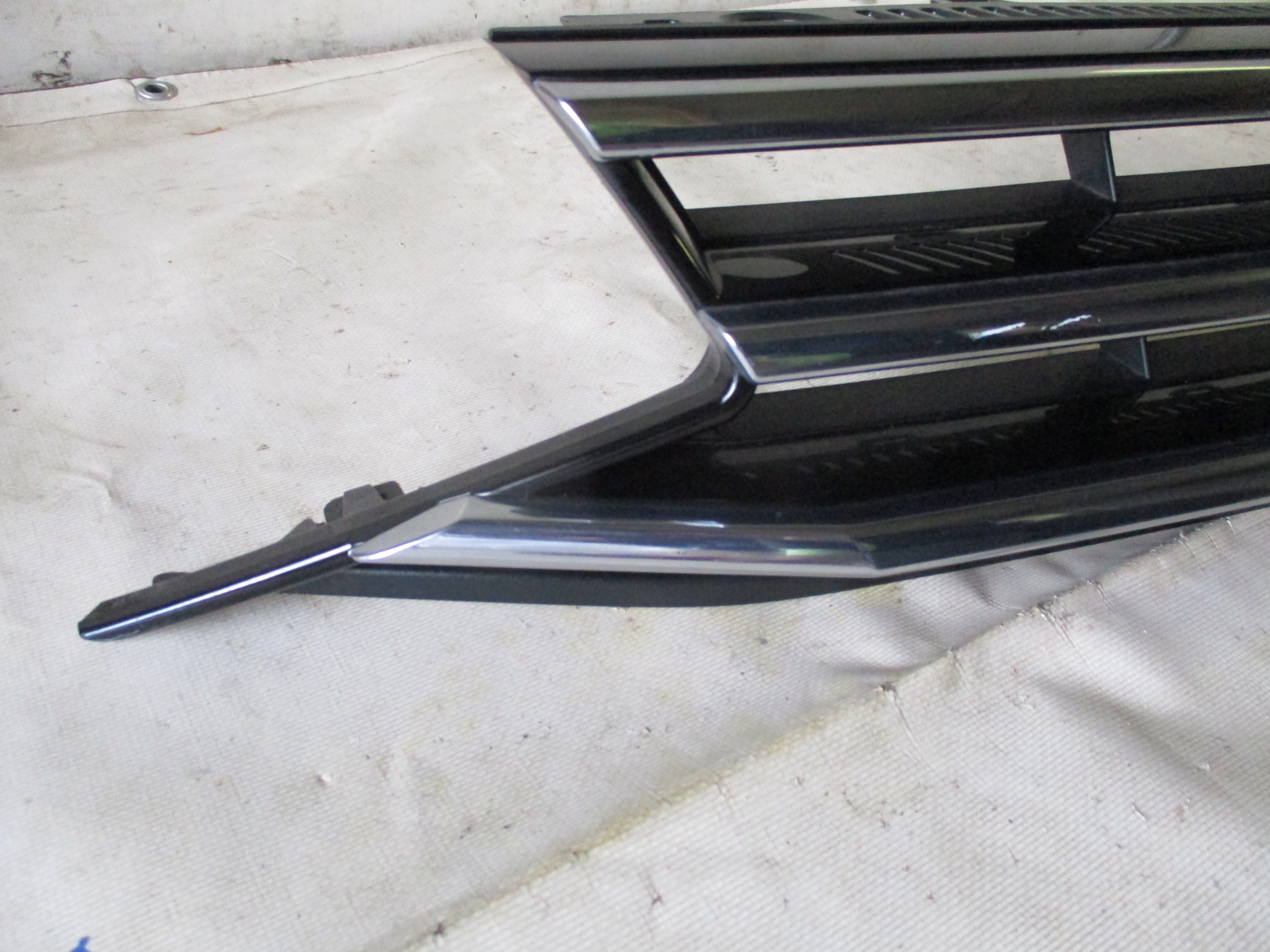 Grille VW Touran 5TA