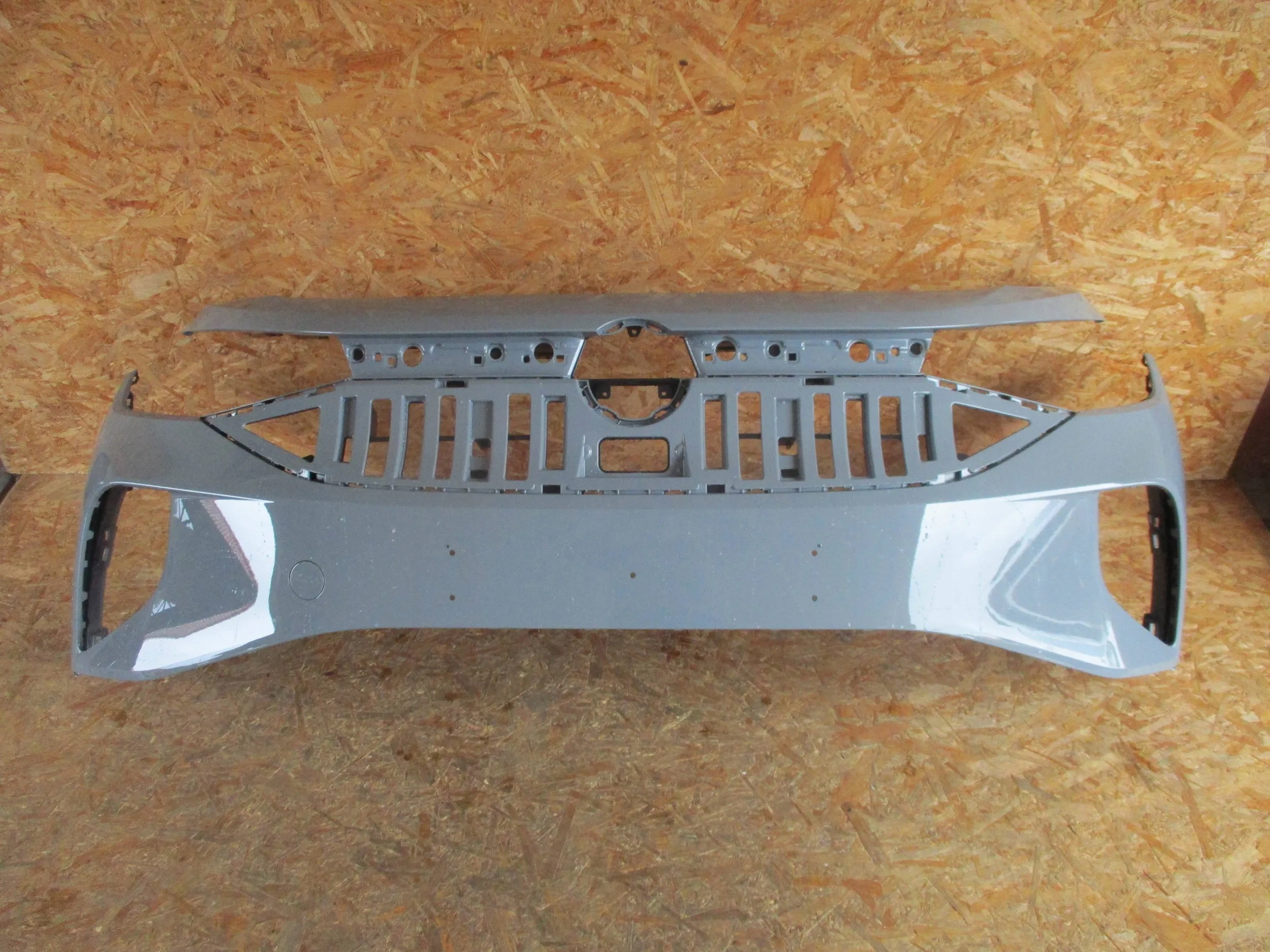 bumper front front VW ID4