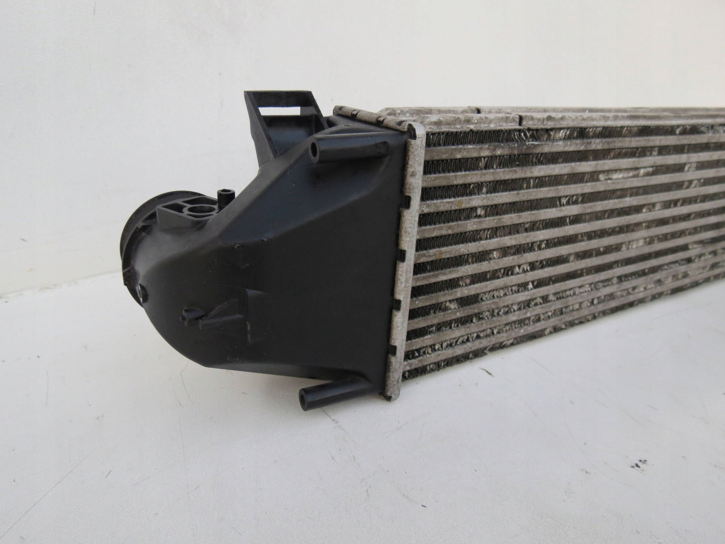 Radiatore / Raffreddatore radiatore intercooler VOLVO XC60 e 2.4D5 215KM AWD 31338475