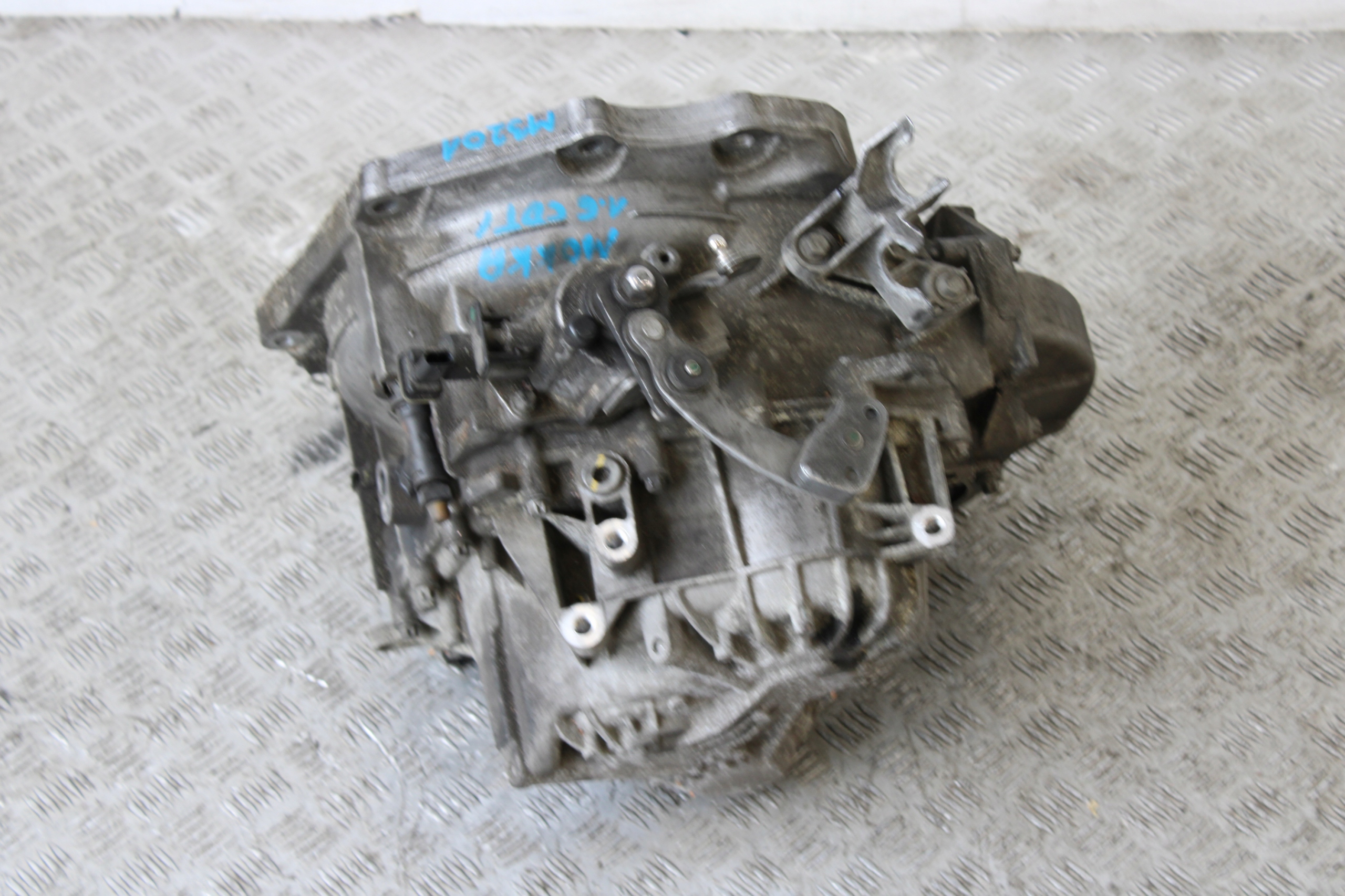 Getriebe OPEL MOKKA A M32201 1,7 CDTI
