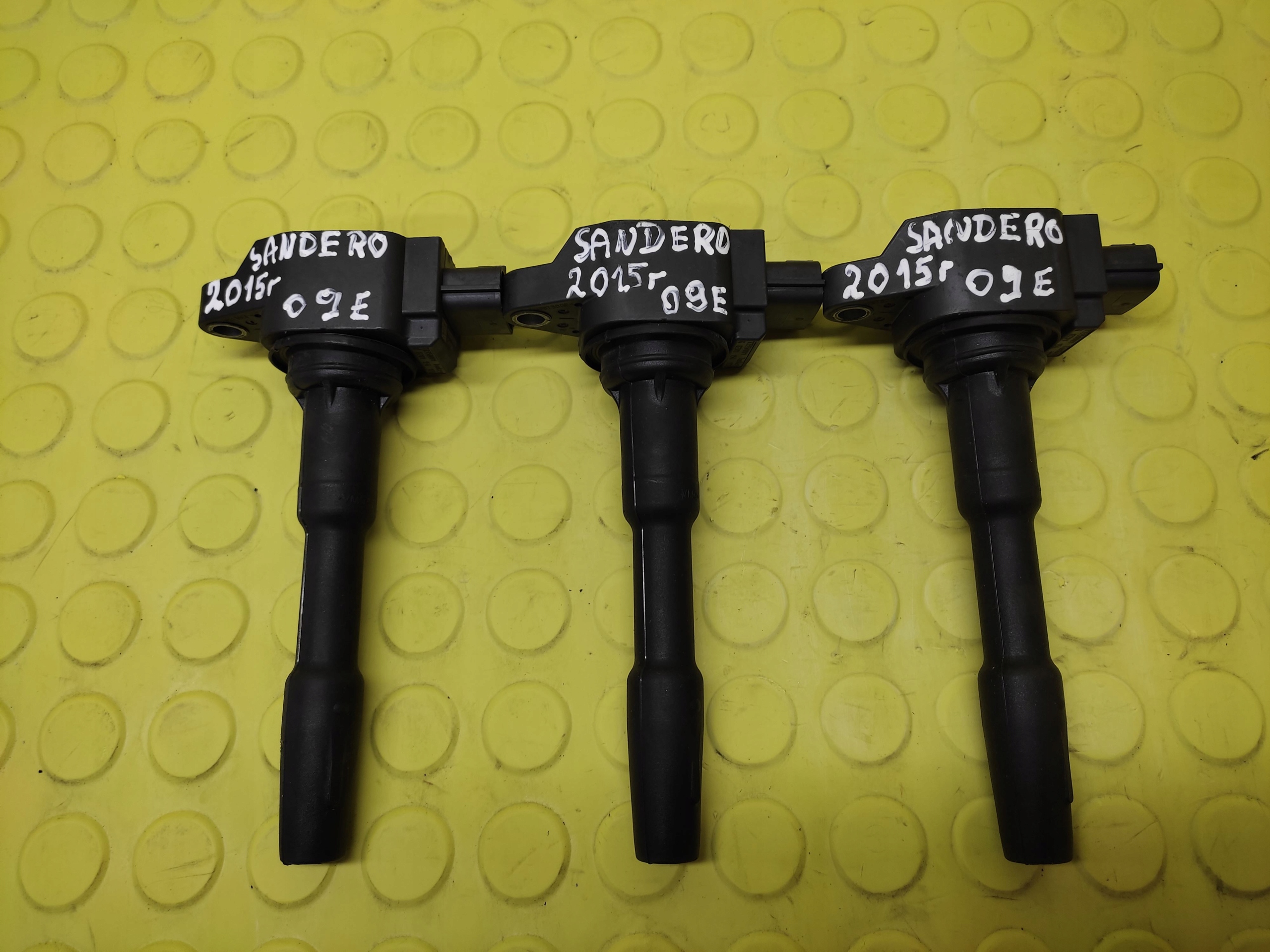 DACIA SANDERO II 0.9 TCE coil ignition 77350001