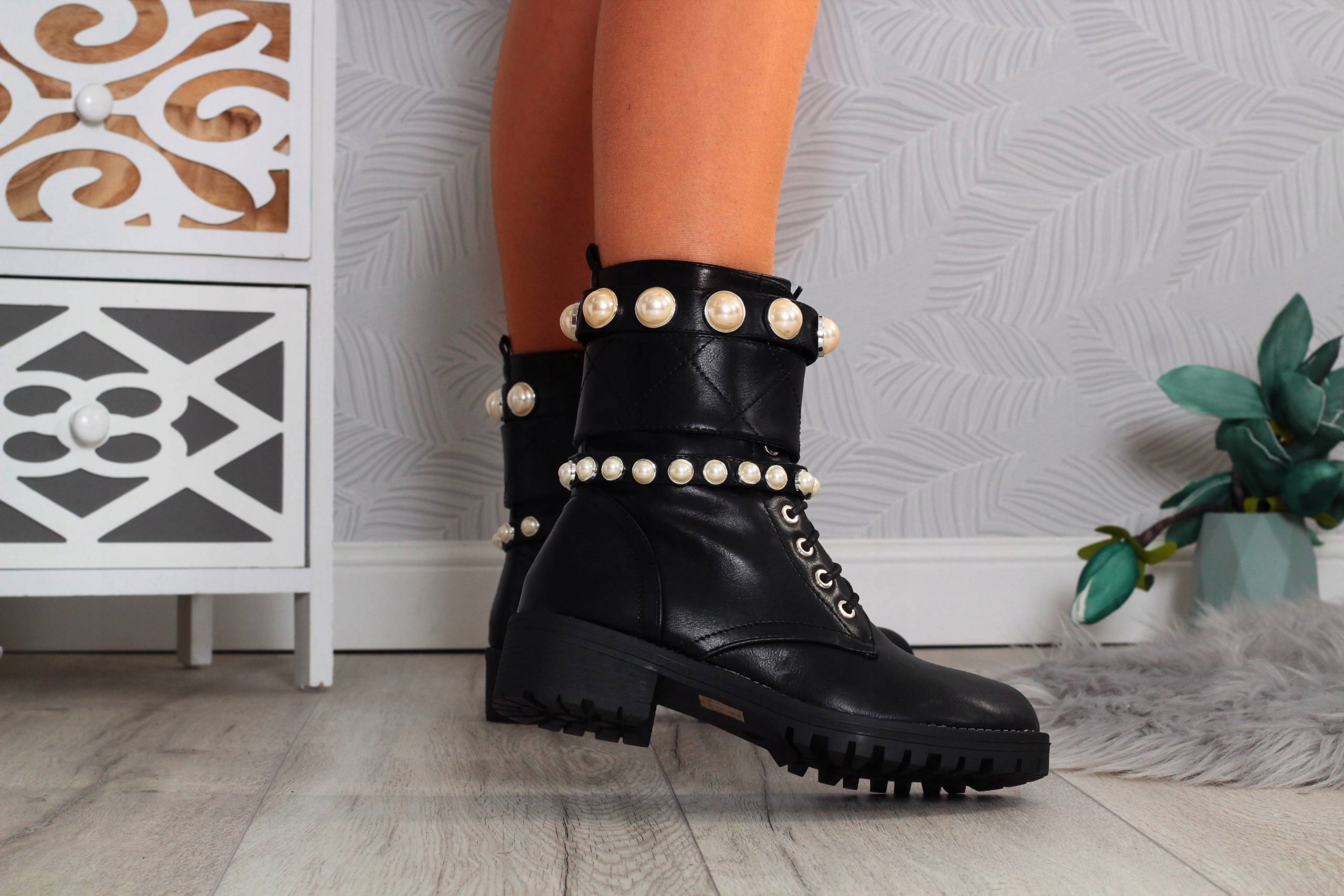 BOTKI połysk Perły Glany Lakierowane WORKERY Rozmiar 41