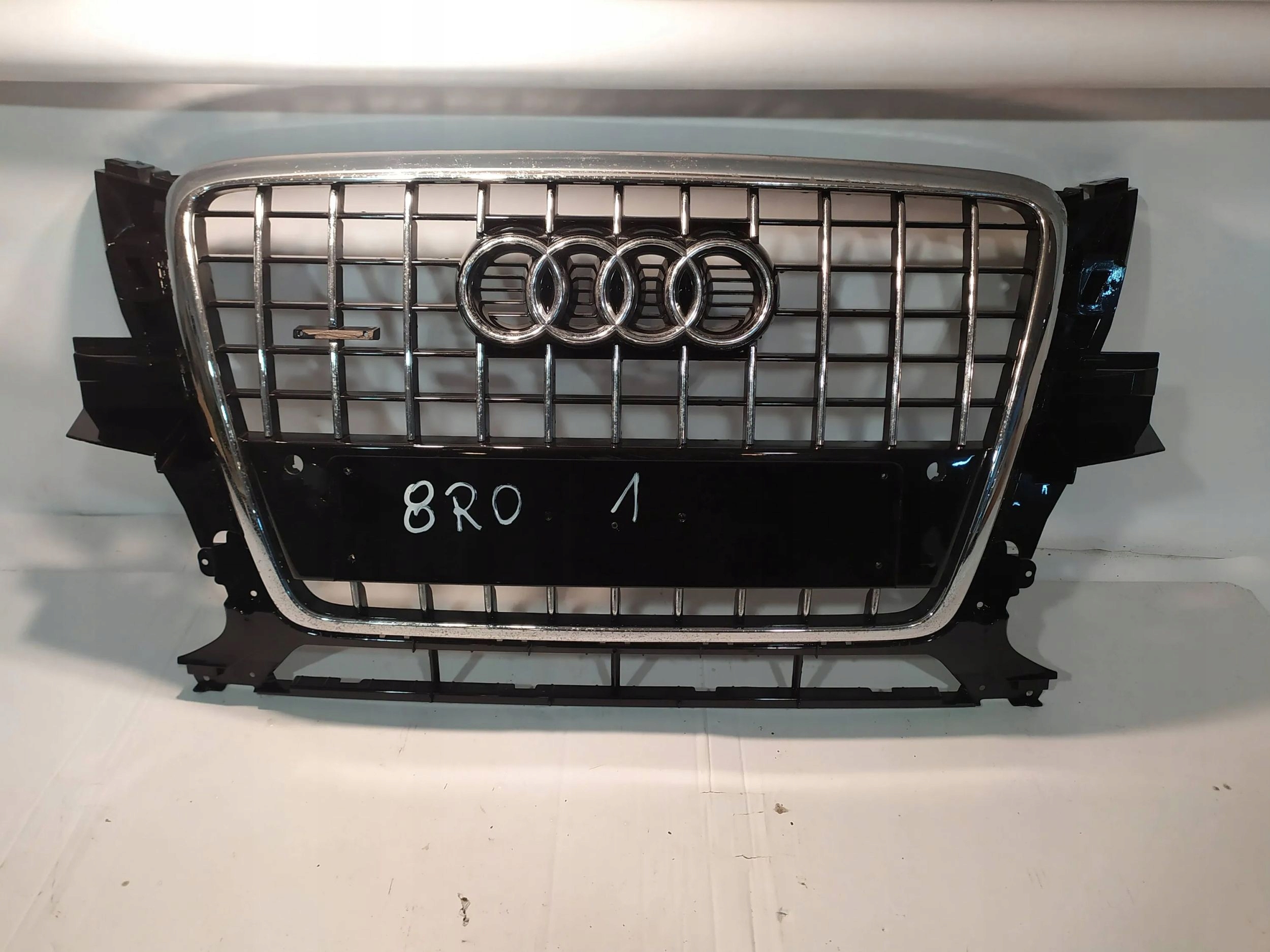 Audi Q5 Kühlergrill FRONTGRILL Kühlergitter 8R0853651B - Thumbnail 1
