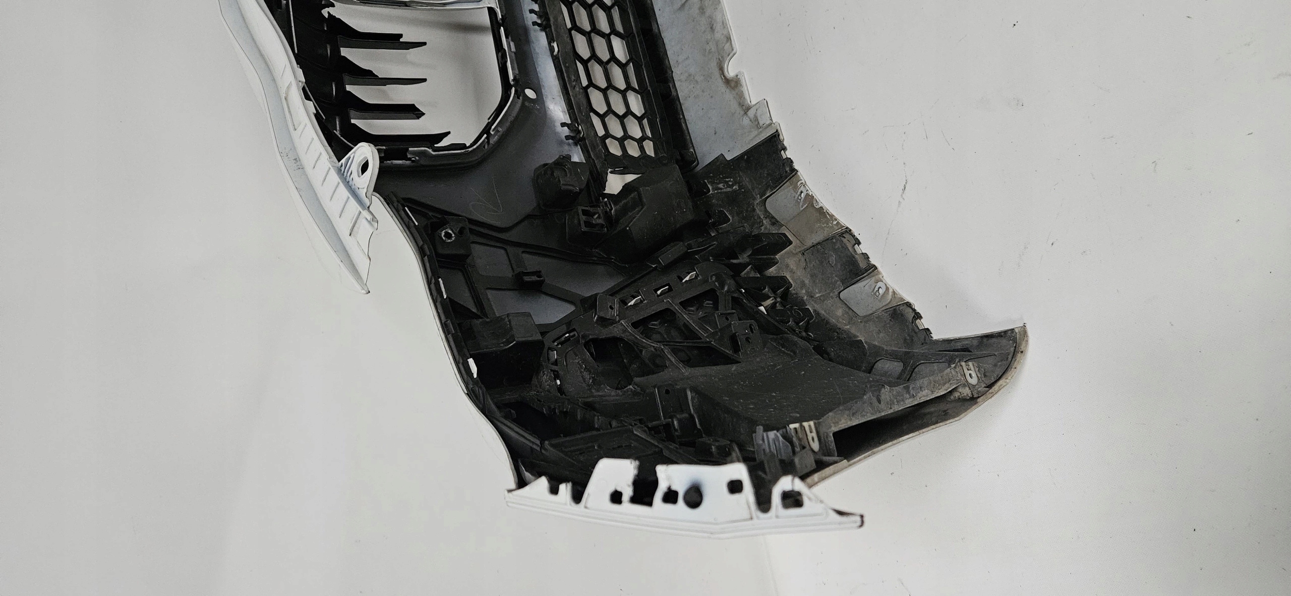 front bumper BMW 2 U06 ACTIVE TOURER M PAKIET