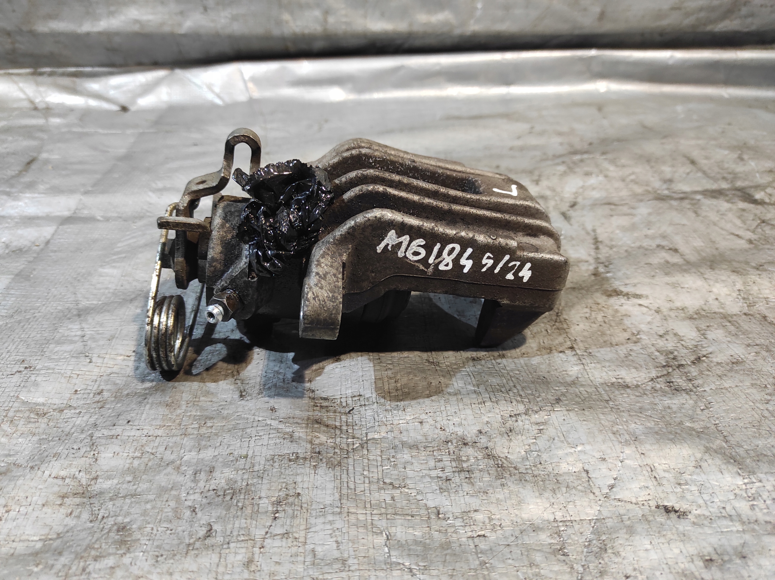 caliper brake left rear part rear left VOLKSWAGEN NEW BEETLE