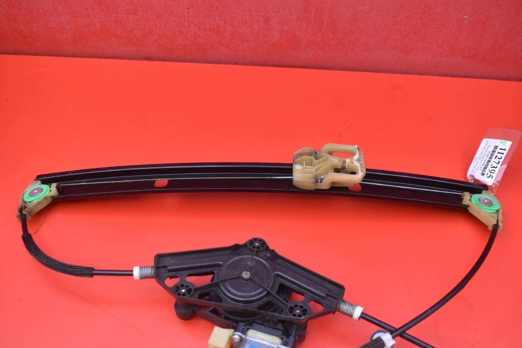window regulator left front EU 5Q0837461B SKODA OCTAVIA 3 III KOMBI 17-20