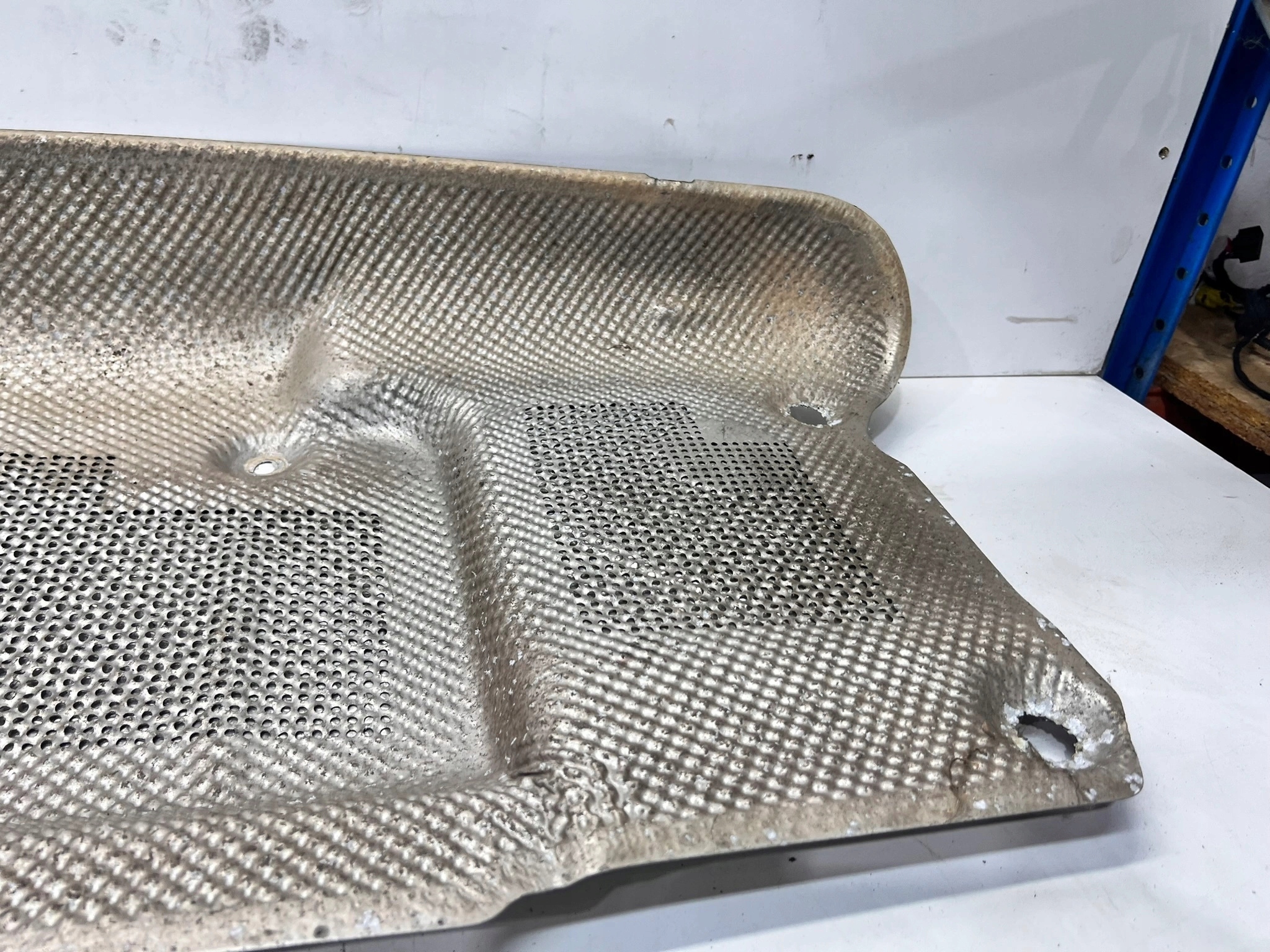 cover TERMICZNA AUDI TT 8J 8J0825711E