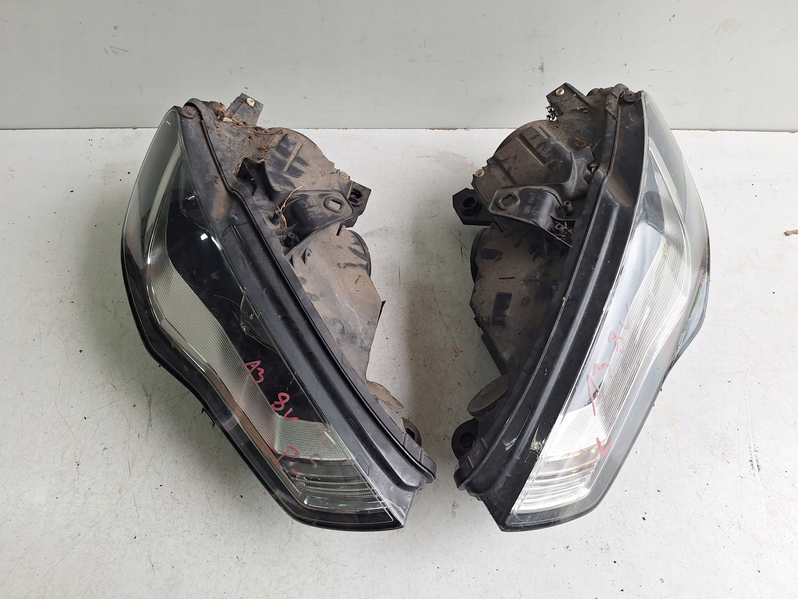 AUDI A3 8V 13-16 light left UK