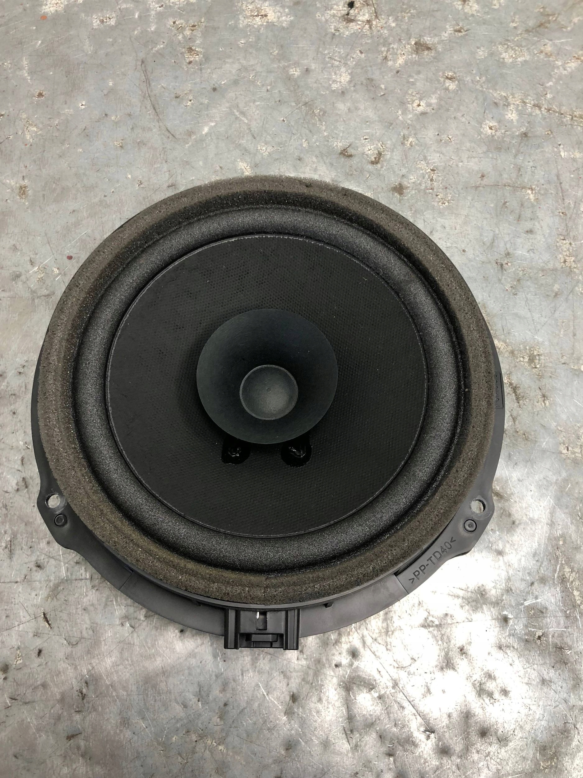 speaker door rear part FORD KUGA MK2 LIFT AA6T-18808-CA