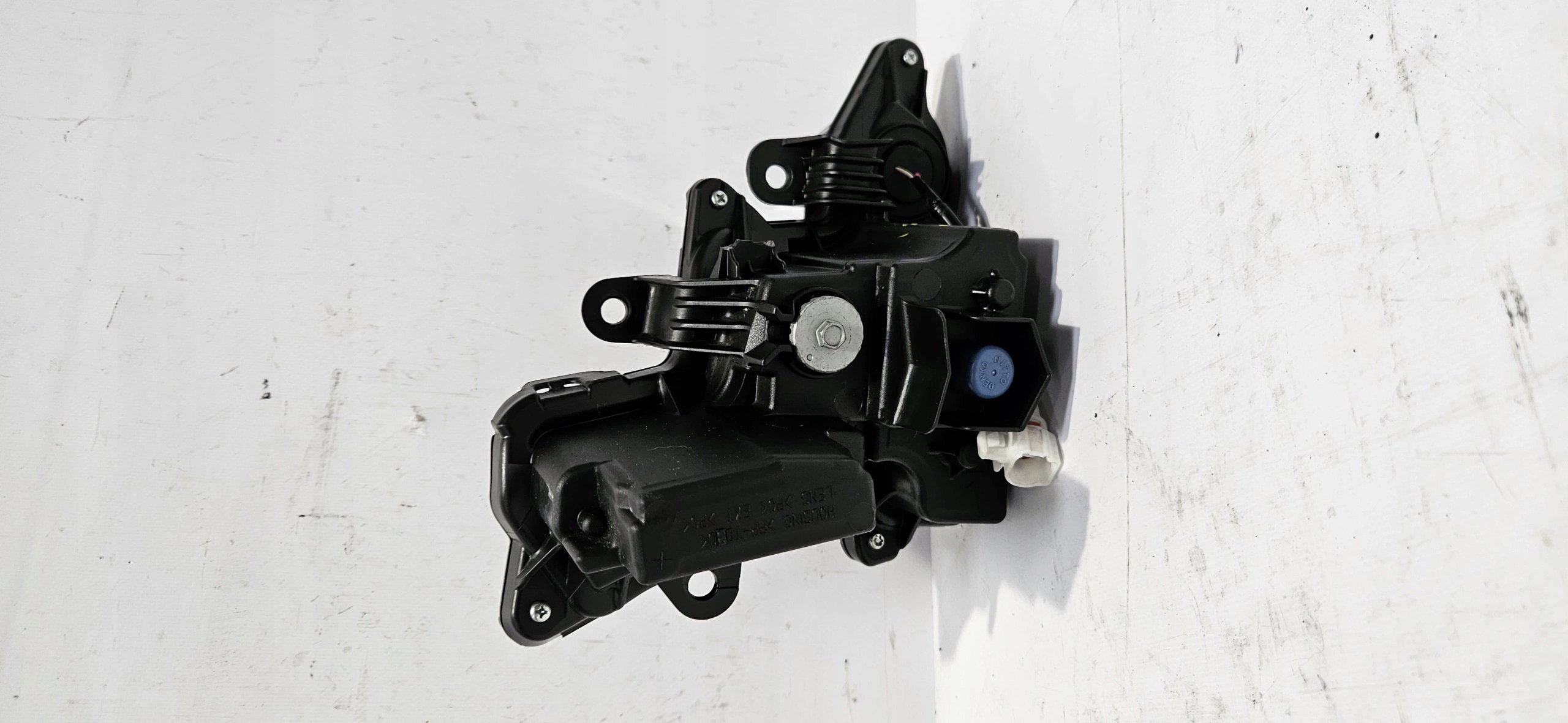 Nebelscheinwerfer LED rechts LEXUS LS Original KOITO 50-123