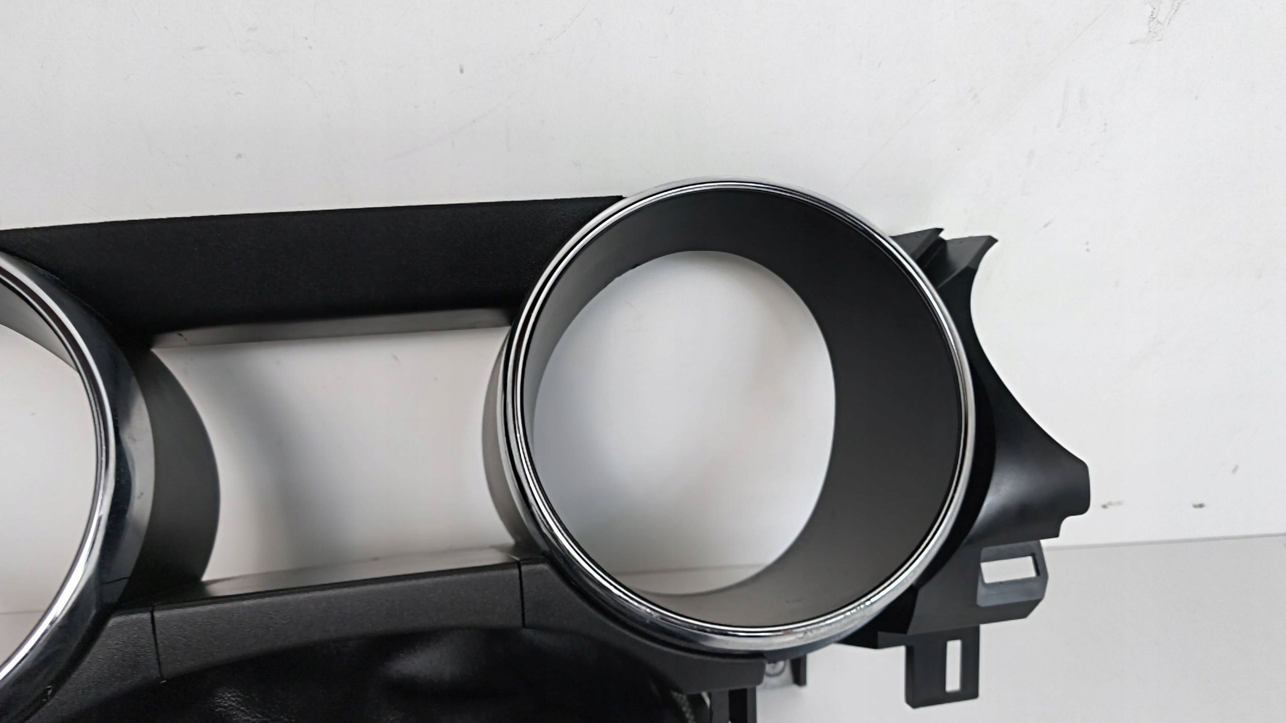 Ford Mustang VI frame cover of dials GR3B-3530-A