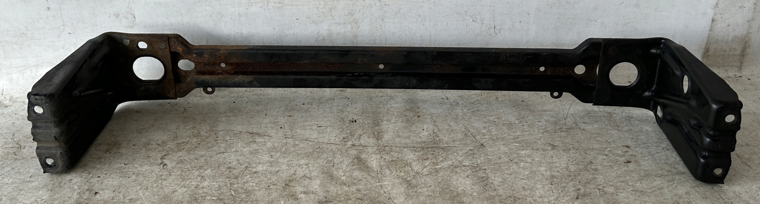 radiator stiffener LANCIA THEMA 11- 05065240AE