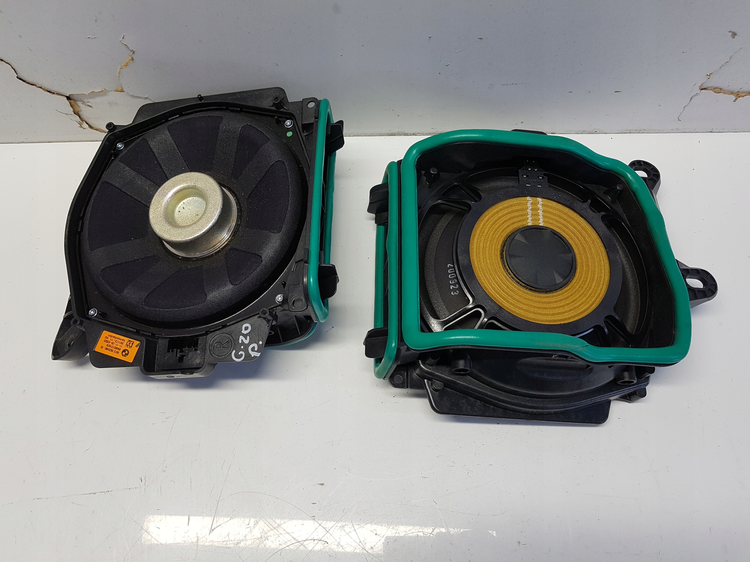BMW G20 amplifier speakers HARMAN KARDON