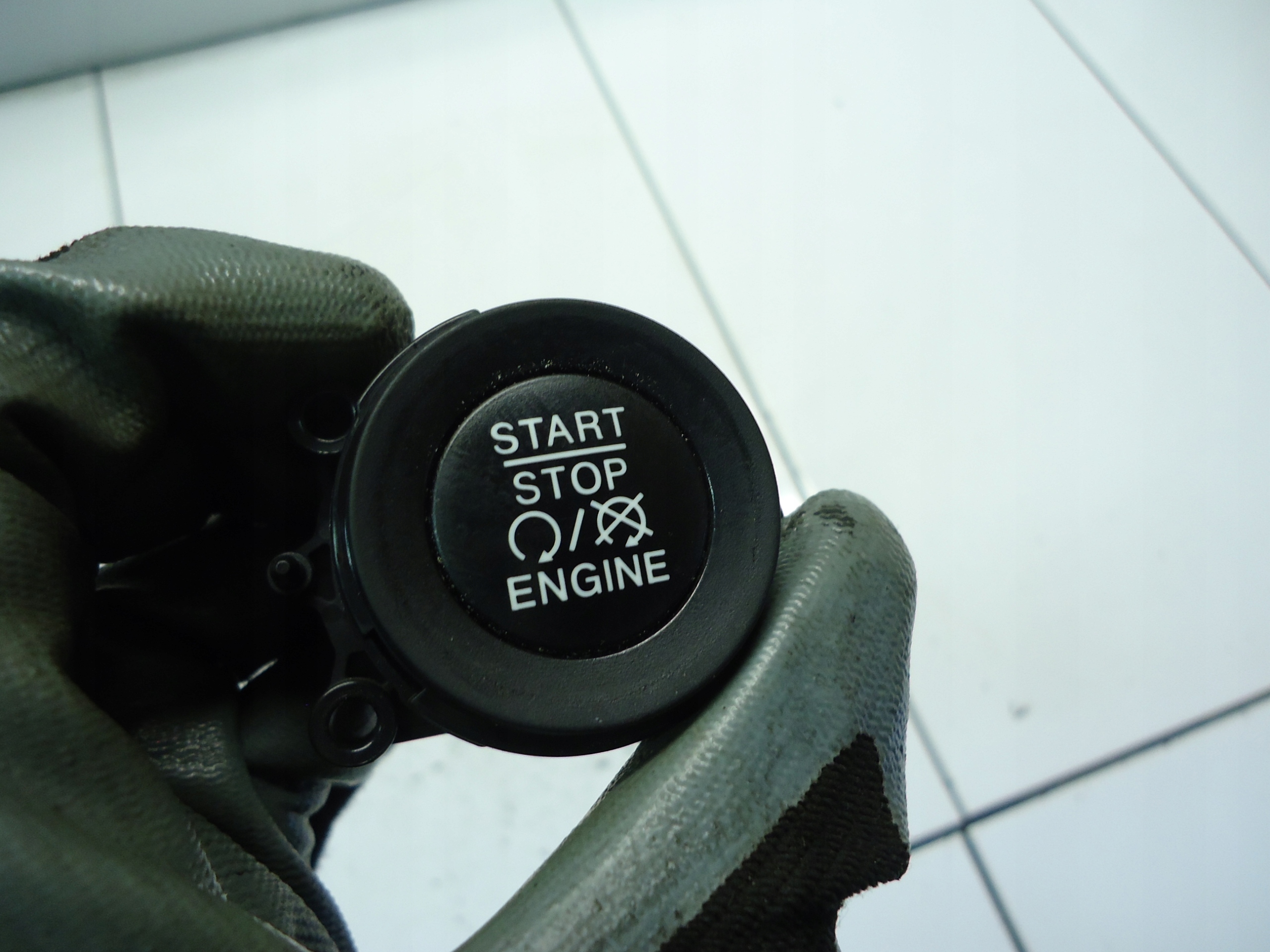 FIAT 500 button START STOP 00735625734 A2C96186200