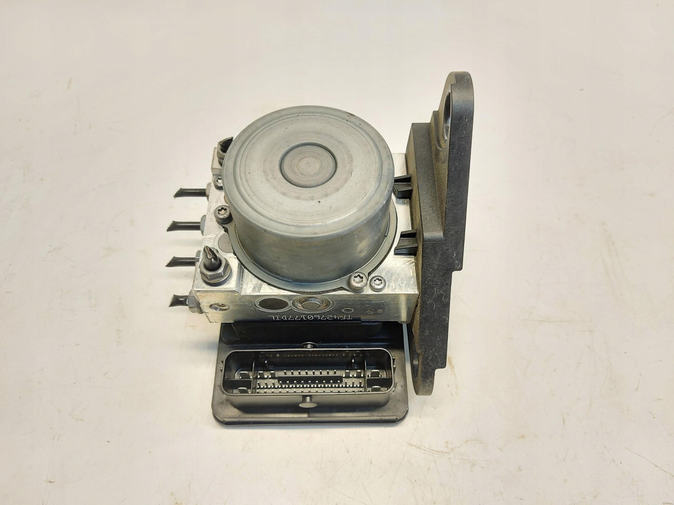 VW ID4 11A , 2024r SUV 5D pump control unit ABS 1EA614517BQ