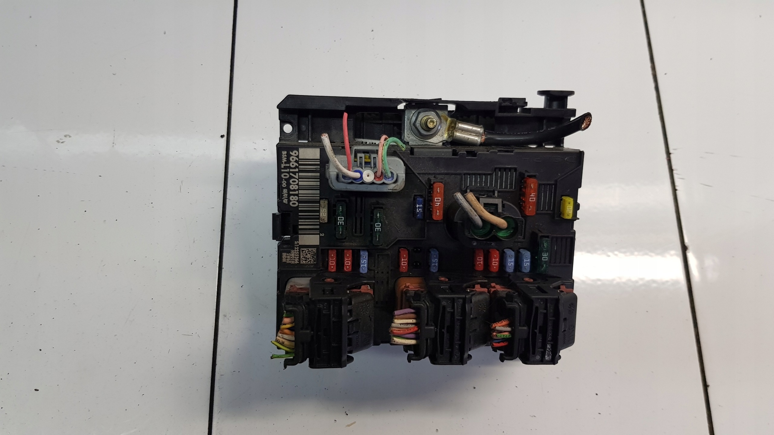 PEUGEOT CITROEN compartment module BSM 9661708180 L10