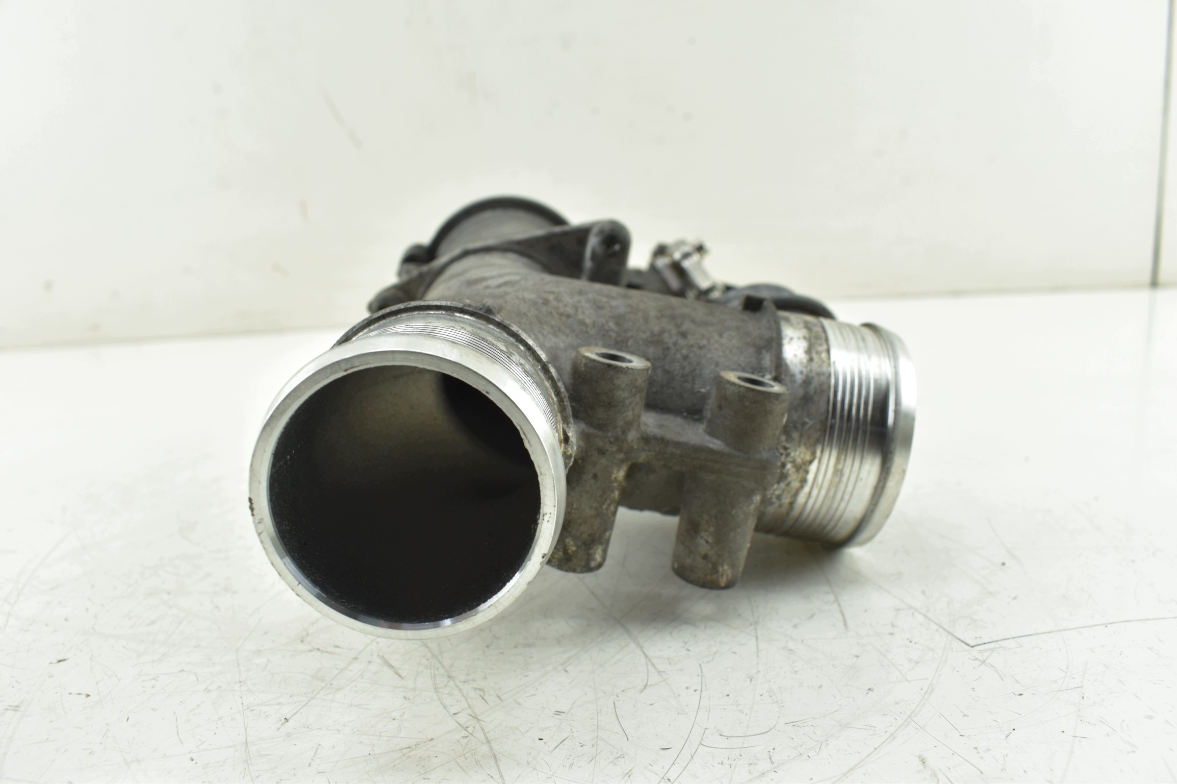 egr ventil JAGUAR XF a 3.0 D V6 1043806S01