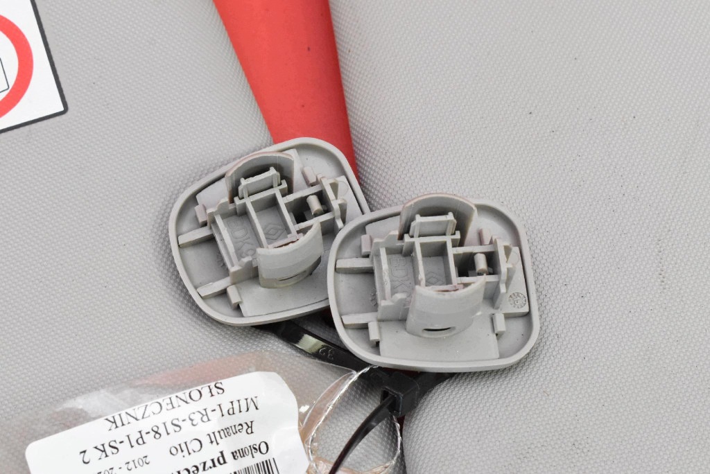 Blende Abdeckung PRZECIWSLONECZNA EU RENAULT CLIO 4 IV 12-20