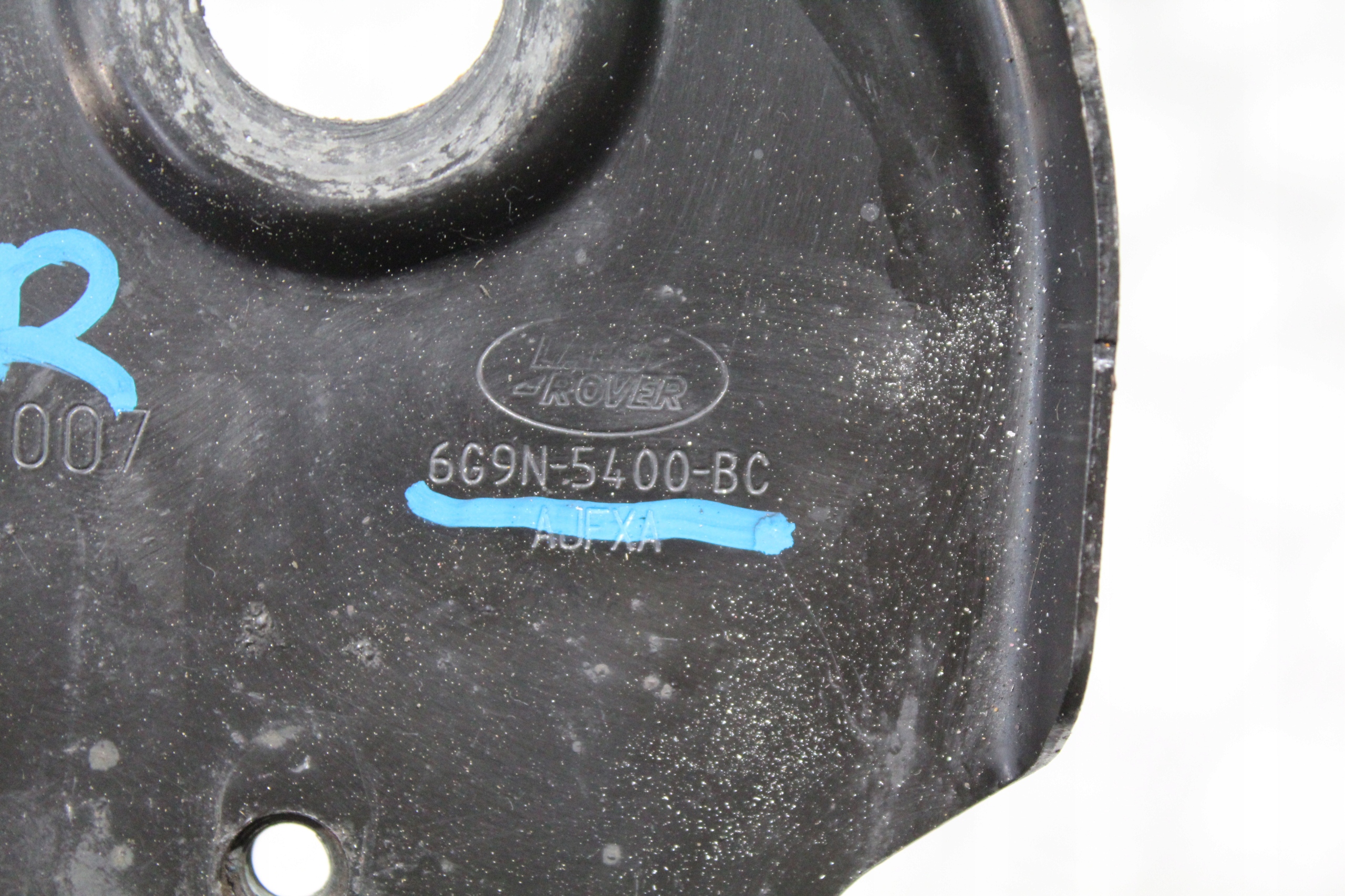 SUPPORT SUPPORT PLAQUE CONSOLE FREELANDER II 6G9N-5400-BC