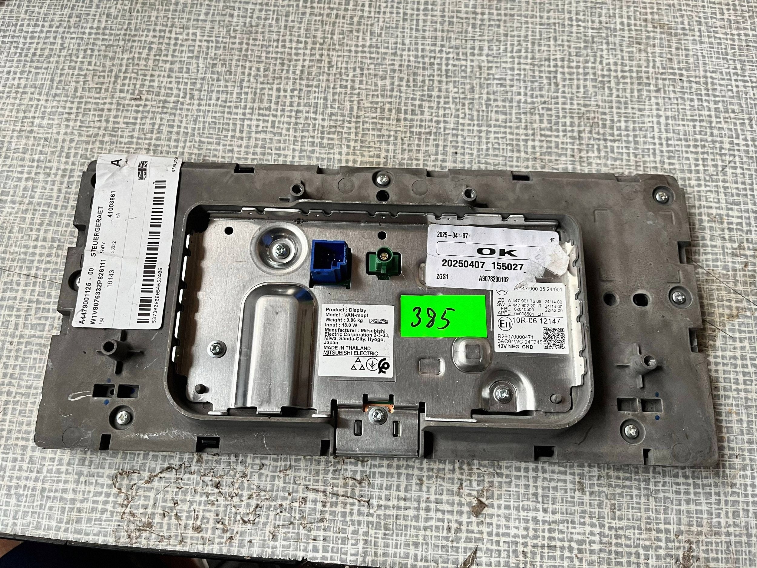 MERCEDES SPRINTER W907 display navigation devices 4479000524 @M