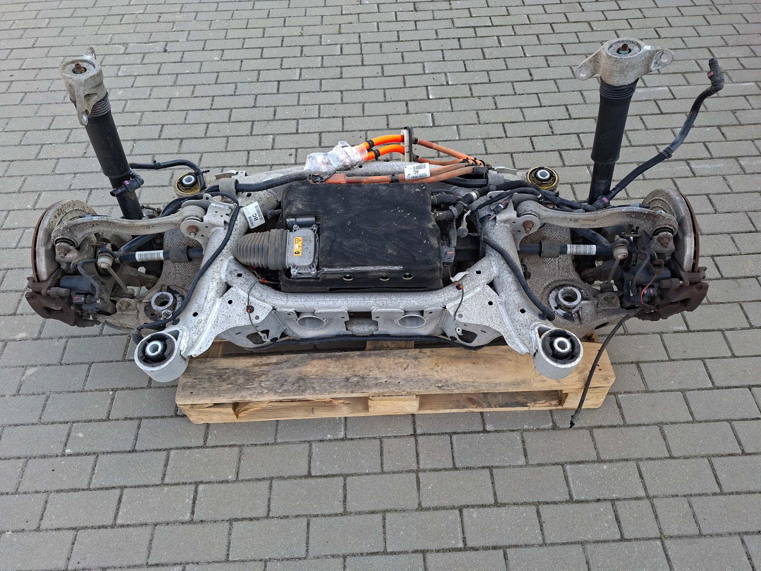 suspension beam rear part engine rear NAPED KOMPLET JAGUAR and-PACE X590 EV400