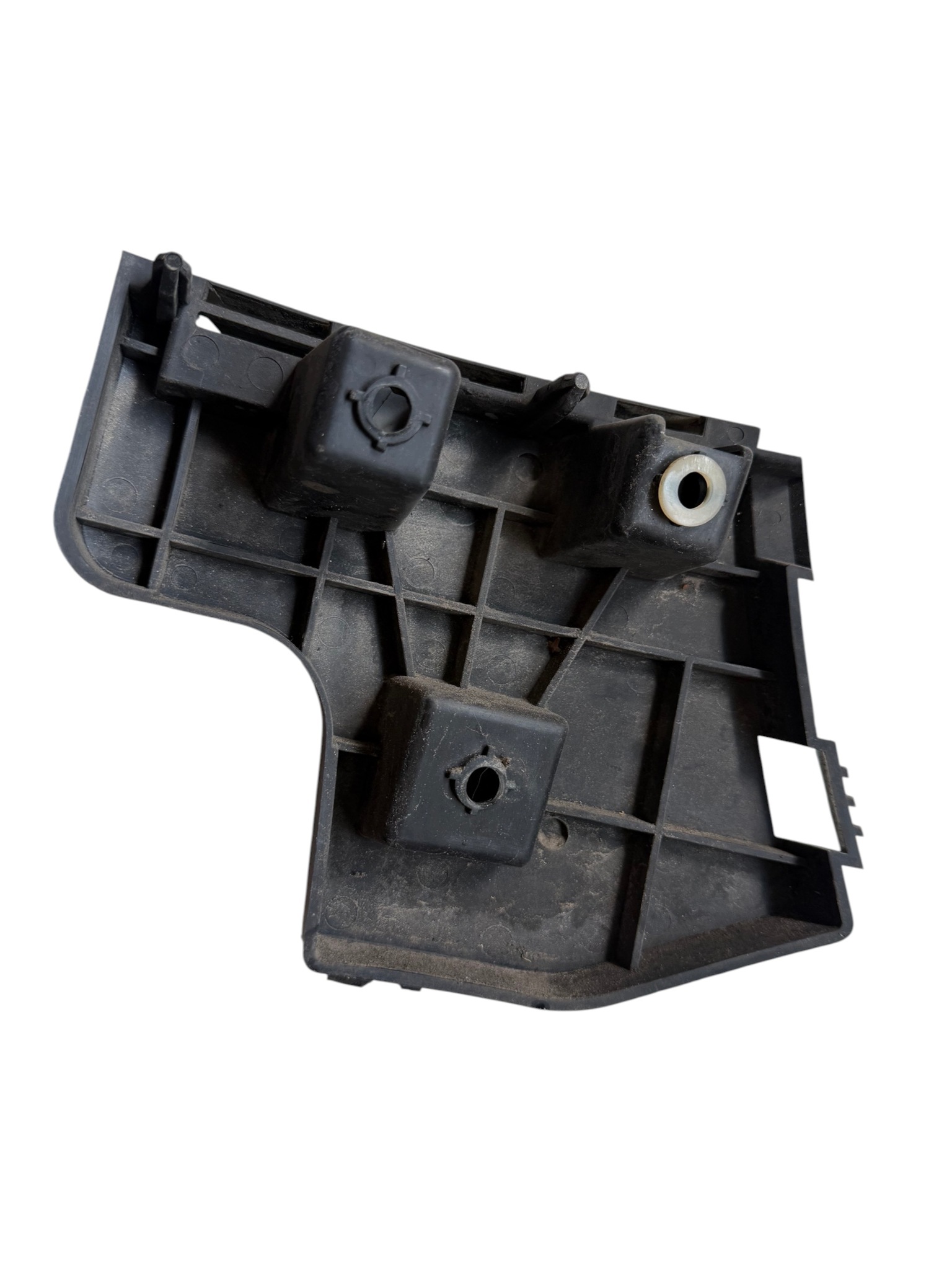 bumper bracket right rear part VOLVO V60 and 31265286