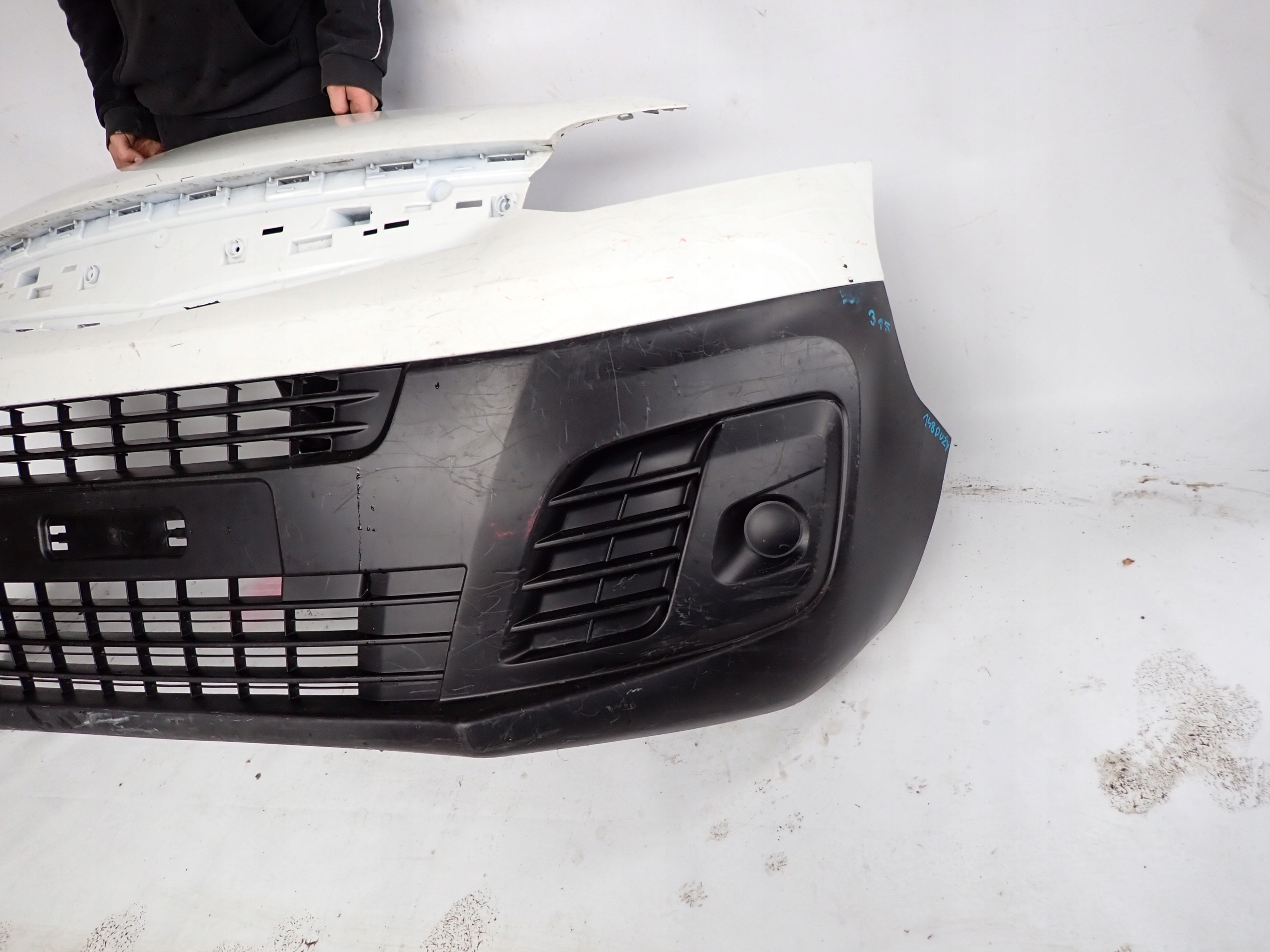 OPEL VIVARO C ZAFIRA D 19- bumper front front 9833129877
