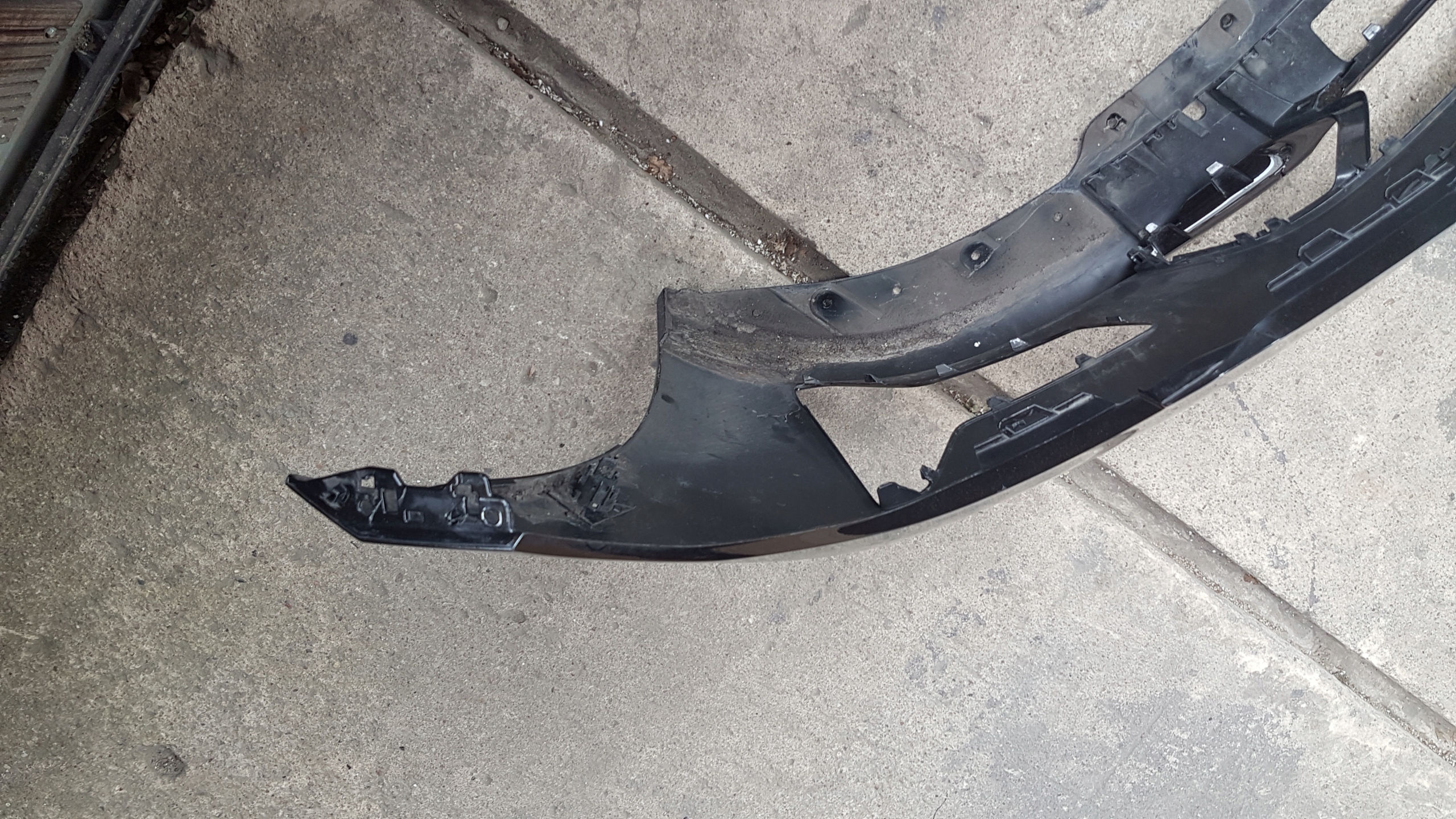 Frontstoßstange BMW G20 G21 LINES PDC