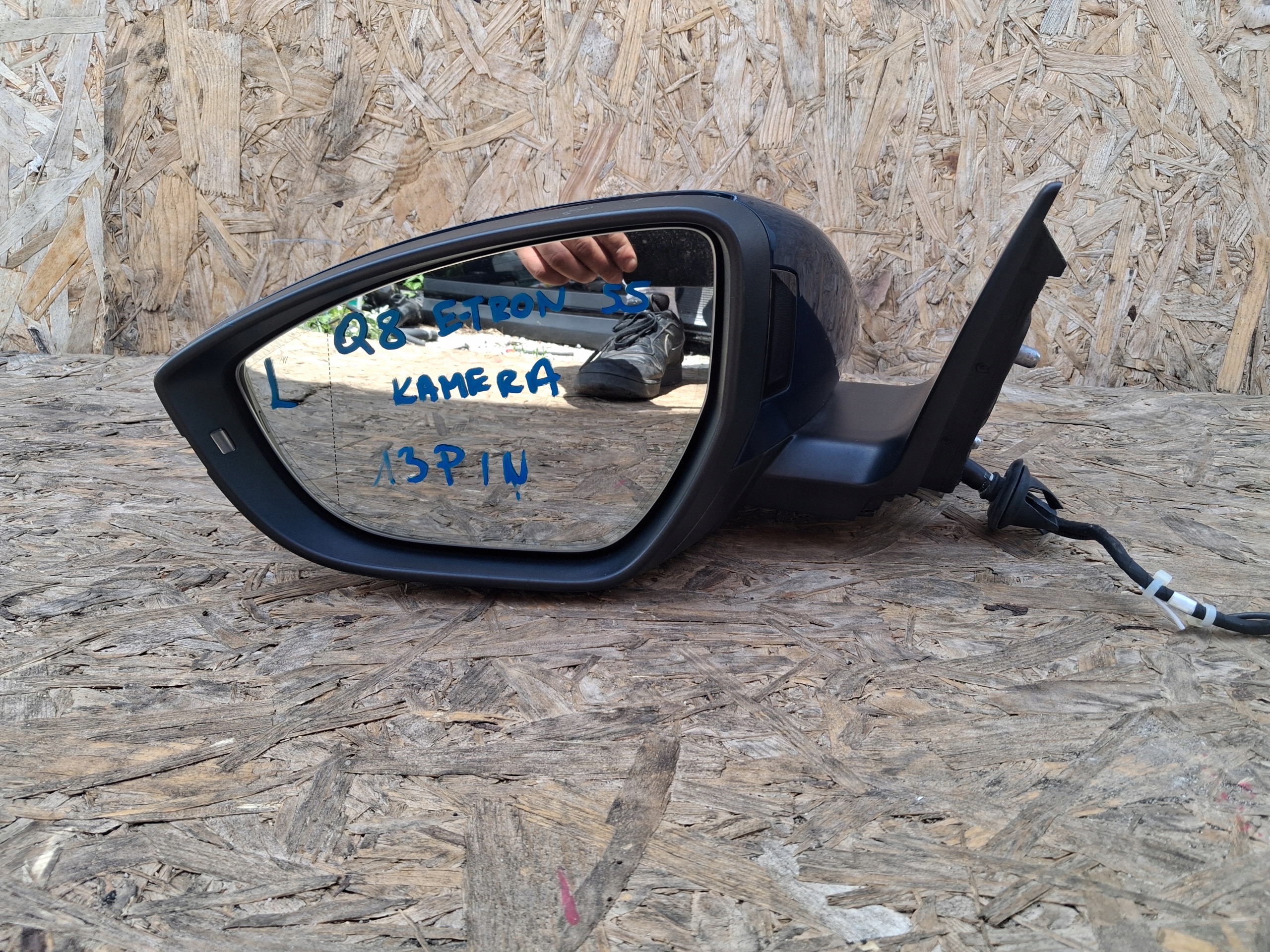 mirror left front AUDI Q8 E-TRON 55 KAMERA 13 PIN