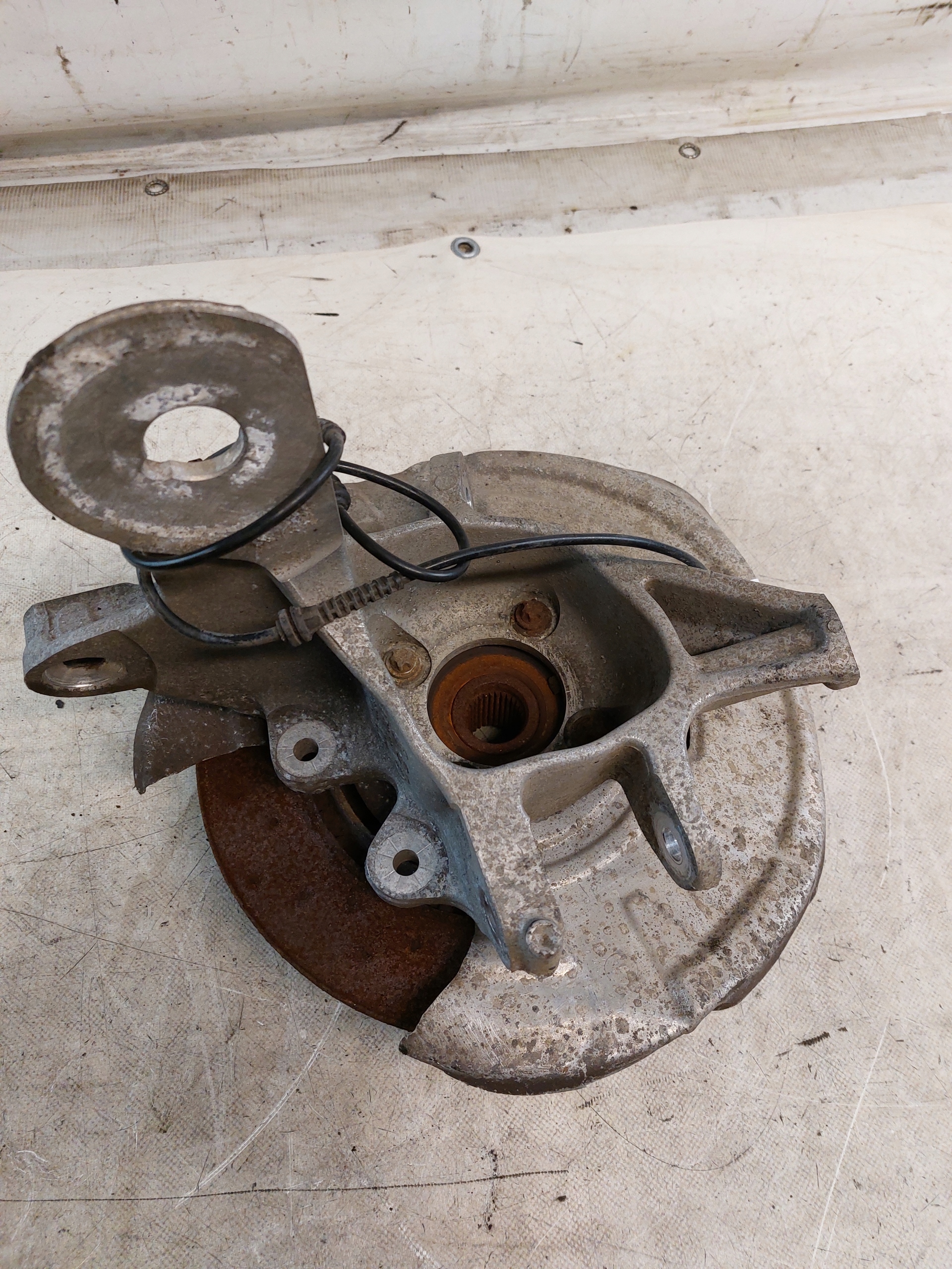 swing right rear BMW F11 2.0D