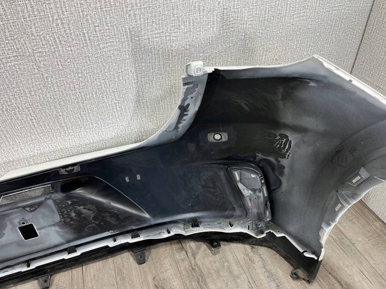 LEXUS LBX 2023 -> bumper rear part 52159-52D40