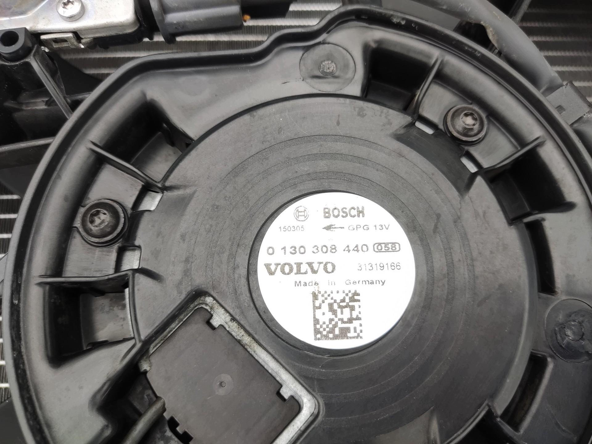 KOMPLET chladiče chladiče ventilátor VOLVO V40 II 2.0D 2012-2016