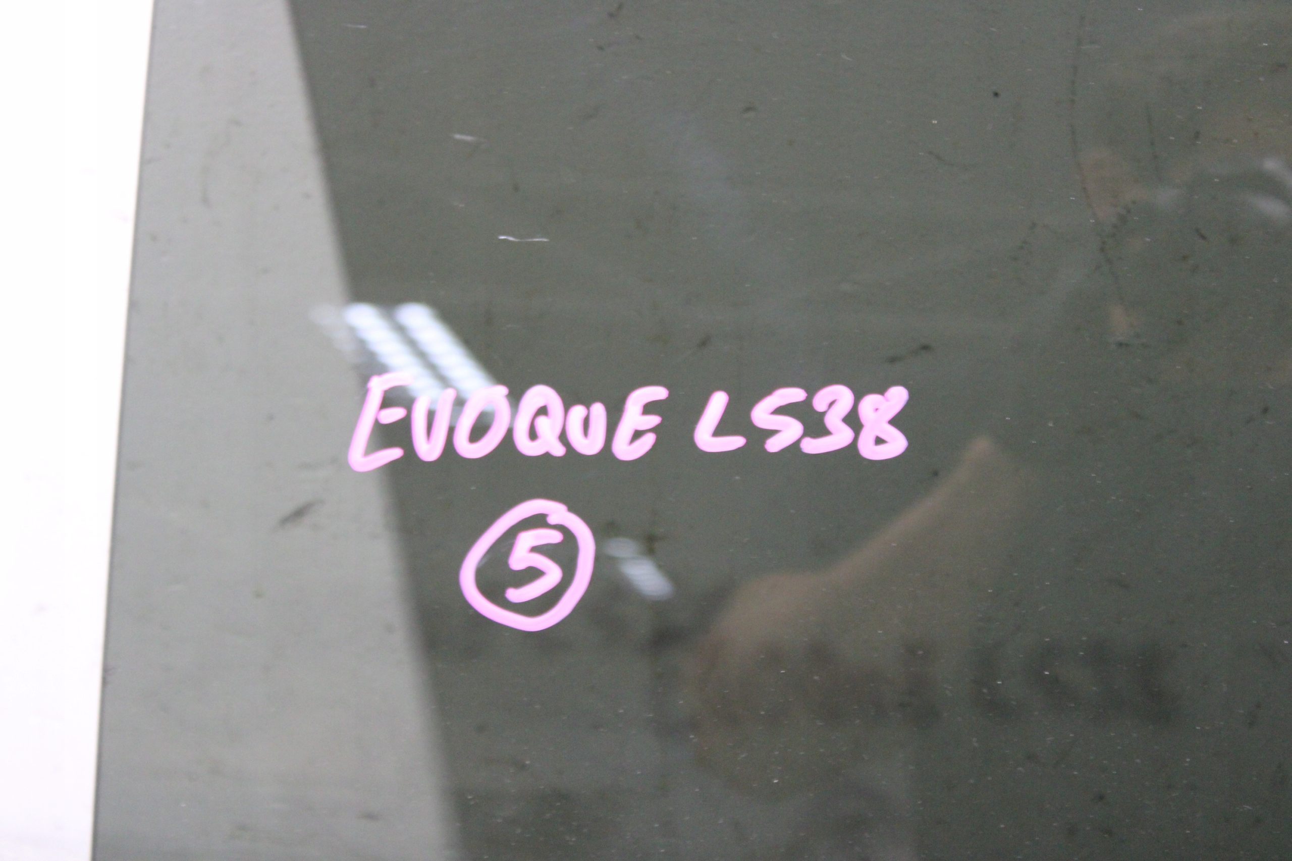window door left rear part LAND ROVER EVOQUE L538