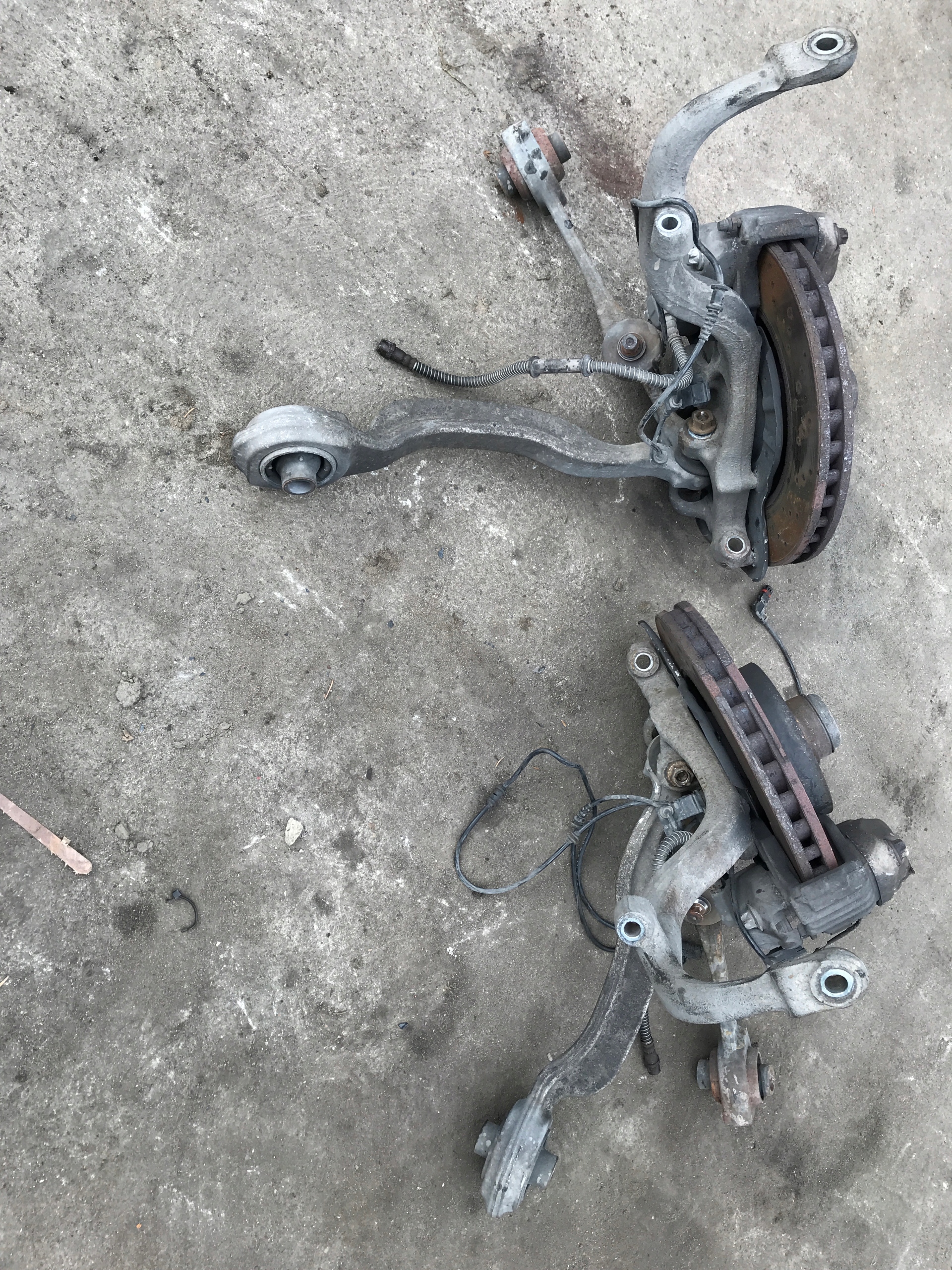 MERCEDES 221 zawieszenie kompletne przednie Producent części Mercedes-Benz OE