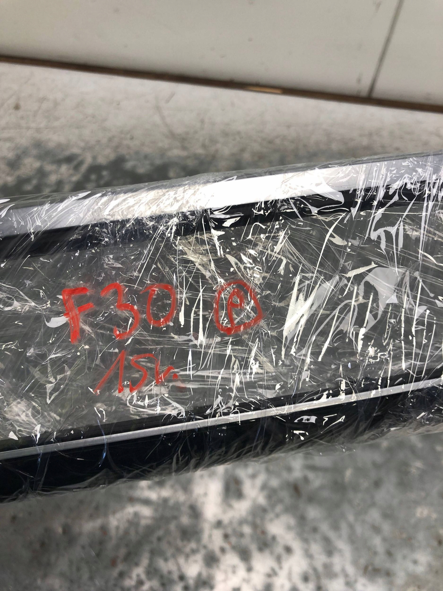 Moulage DEKOR Console BMW F30 9357927