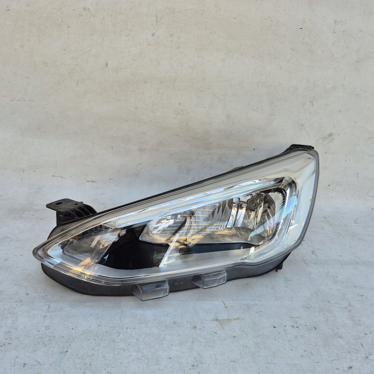 FORD FOCUS IV 4 MK4 18-21 light front front left JX7B-13W030-AE