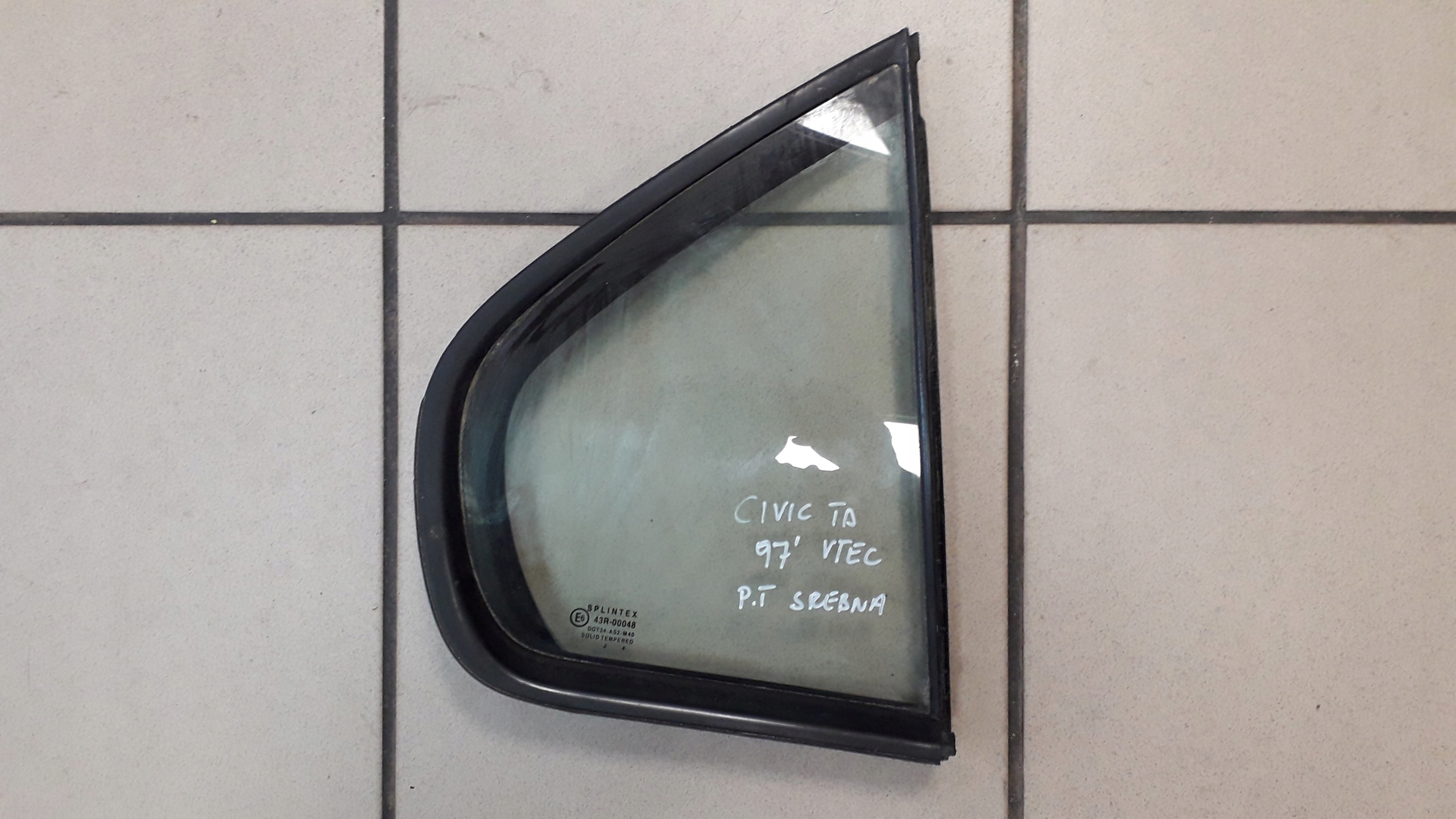 ROVER 400 45 MG ZS CIVIC SZYBA PRAWA TYLNA MAŁA