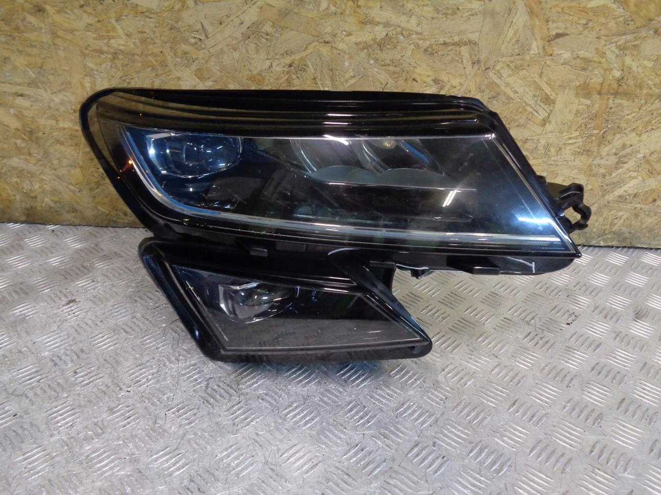 Frontscheinwerfer Skoda Kodiaq 566 566941016C LED Rechts Scheinwerfer Headlight - Thumbnail 1