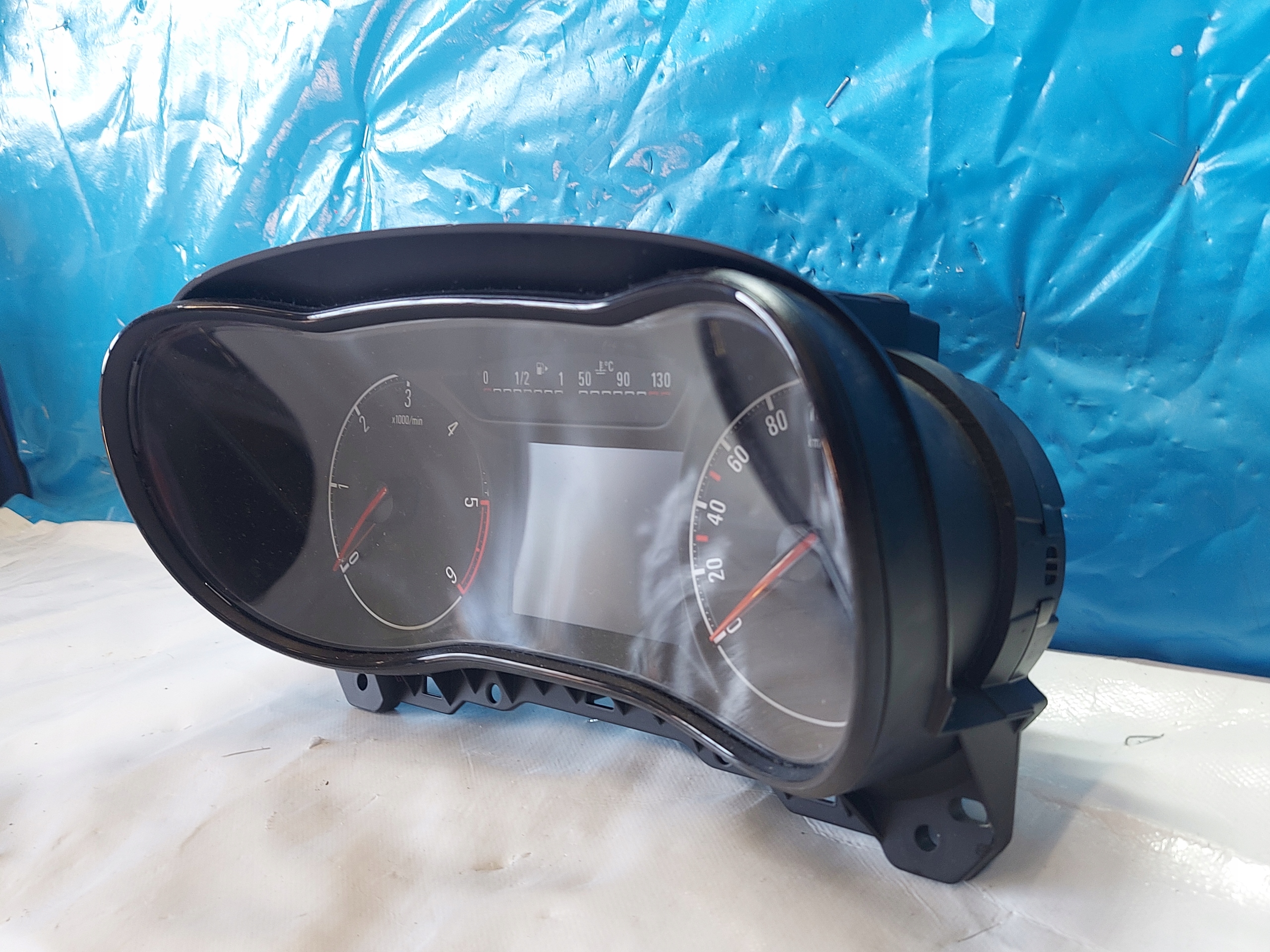 dials clock OPEL CORSA E 2018R 1.3 CDTI 39129459
