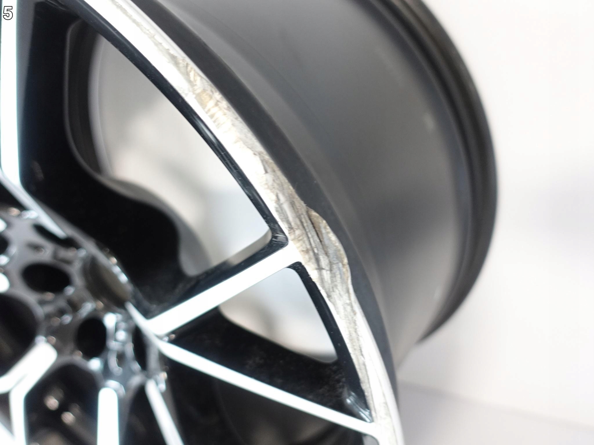 BMW M5 F90 COMPETITION disk BLACK UNI 10,5x20 ET28 5x112