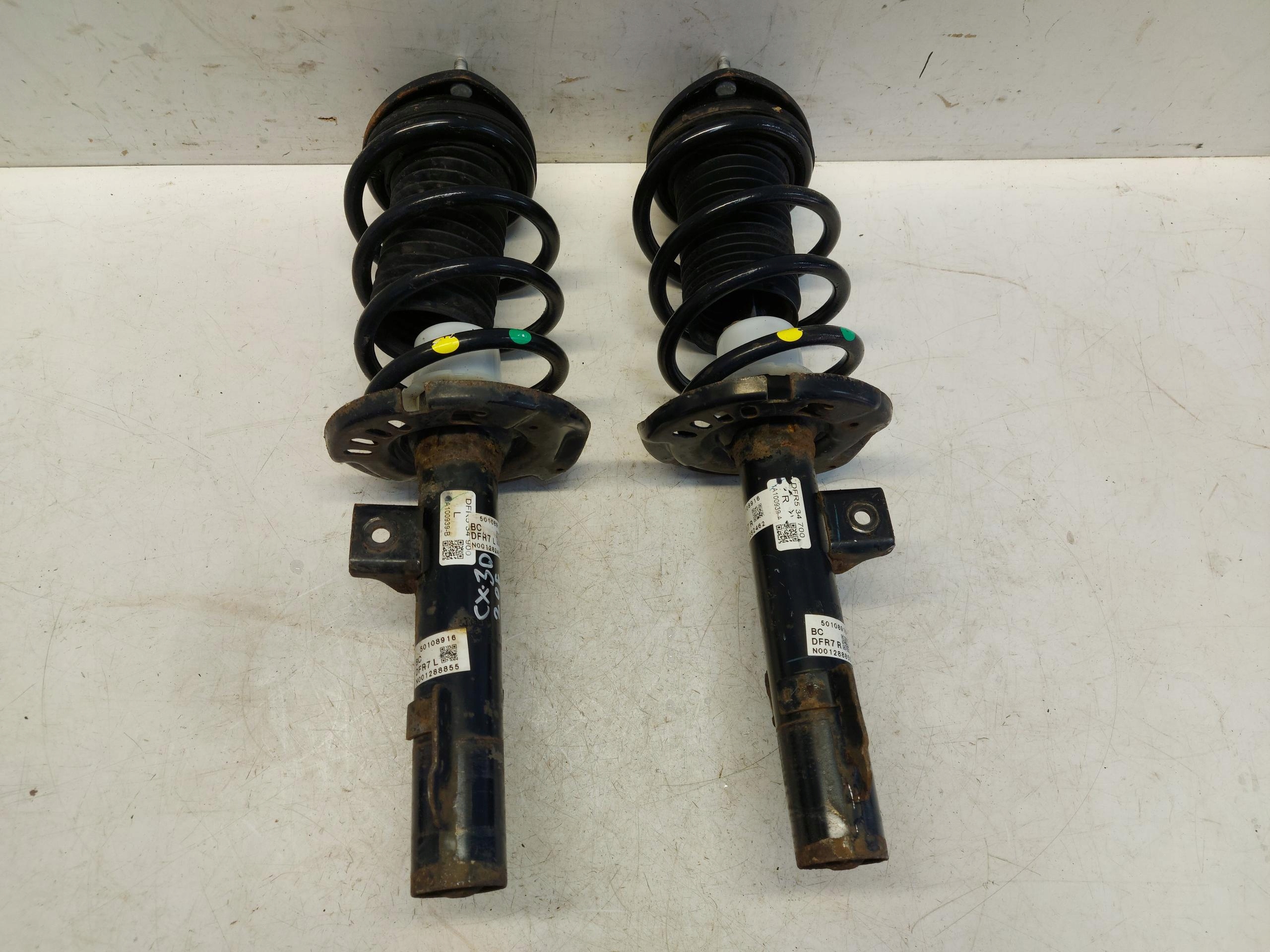 MAZDA CX30 shock absorber front right DFR5-34900