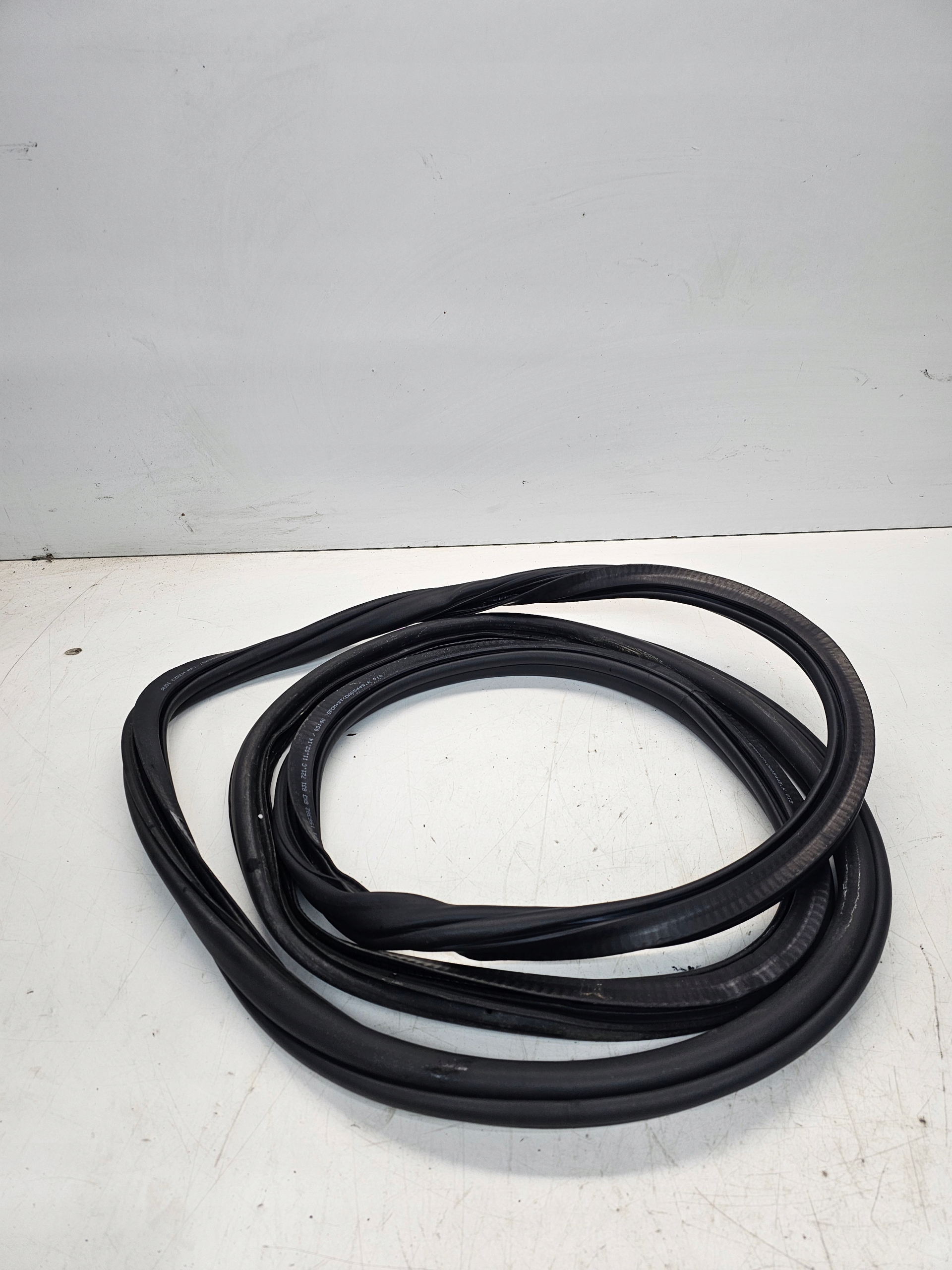 gasket door left front AUDI A1 3D 8X3831721C