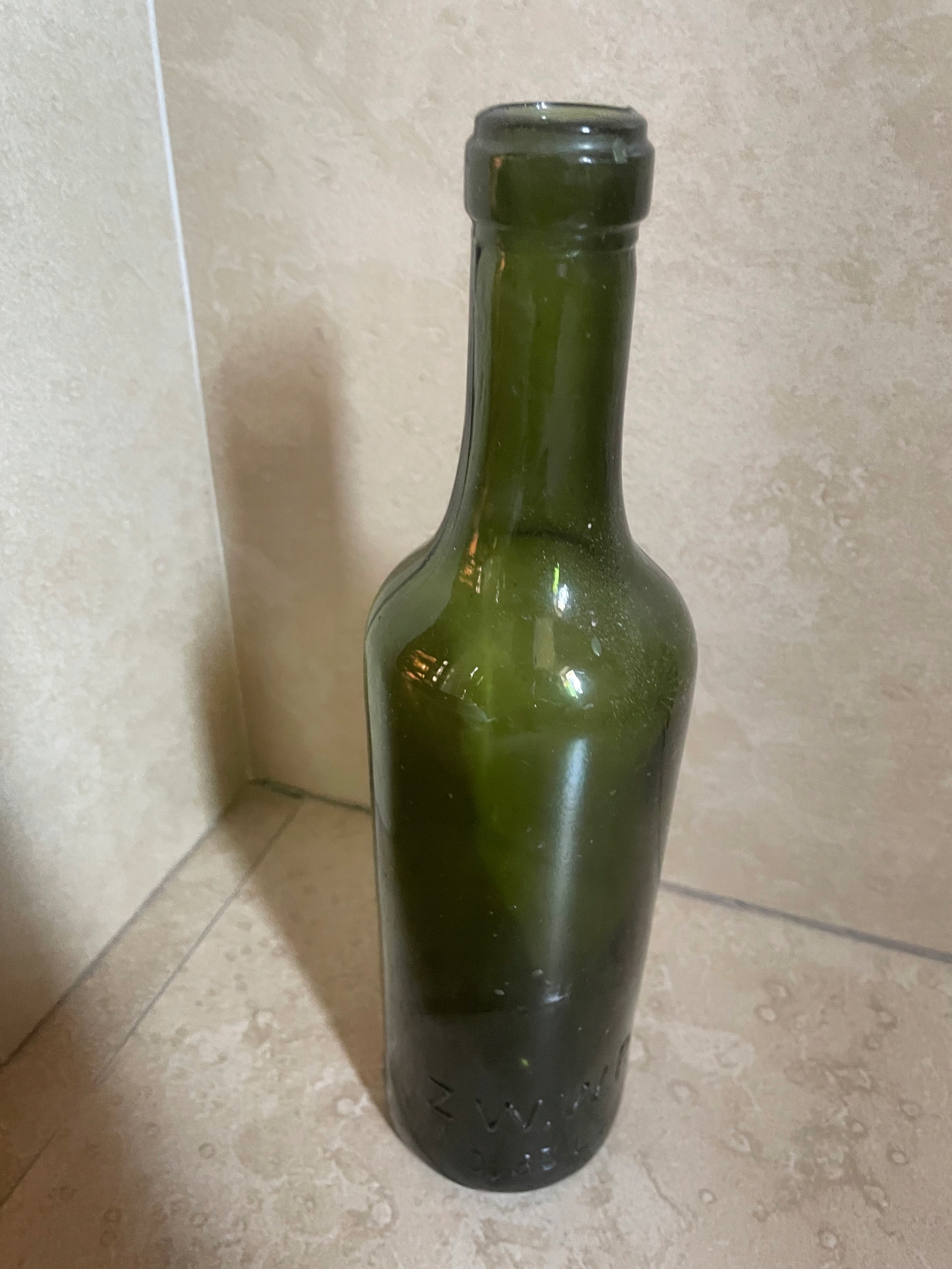Stara butelka Z.W.W.P.