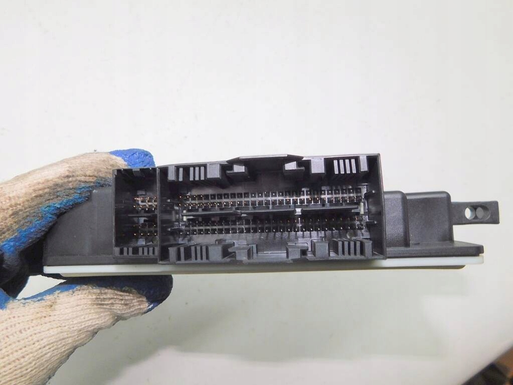 BMW X5 F15 X6 F16 M50d 3.0D 2015r MODUŁ PODUSZEK AIR BAG Producent części BMW