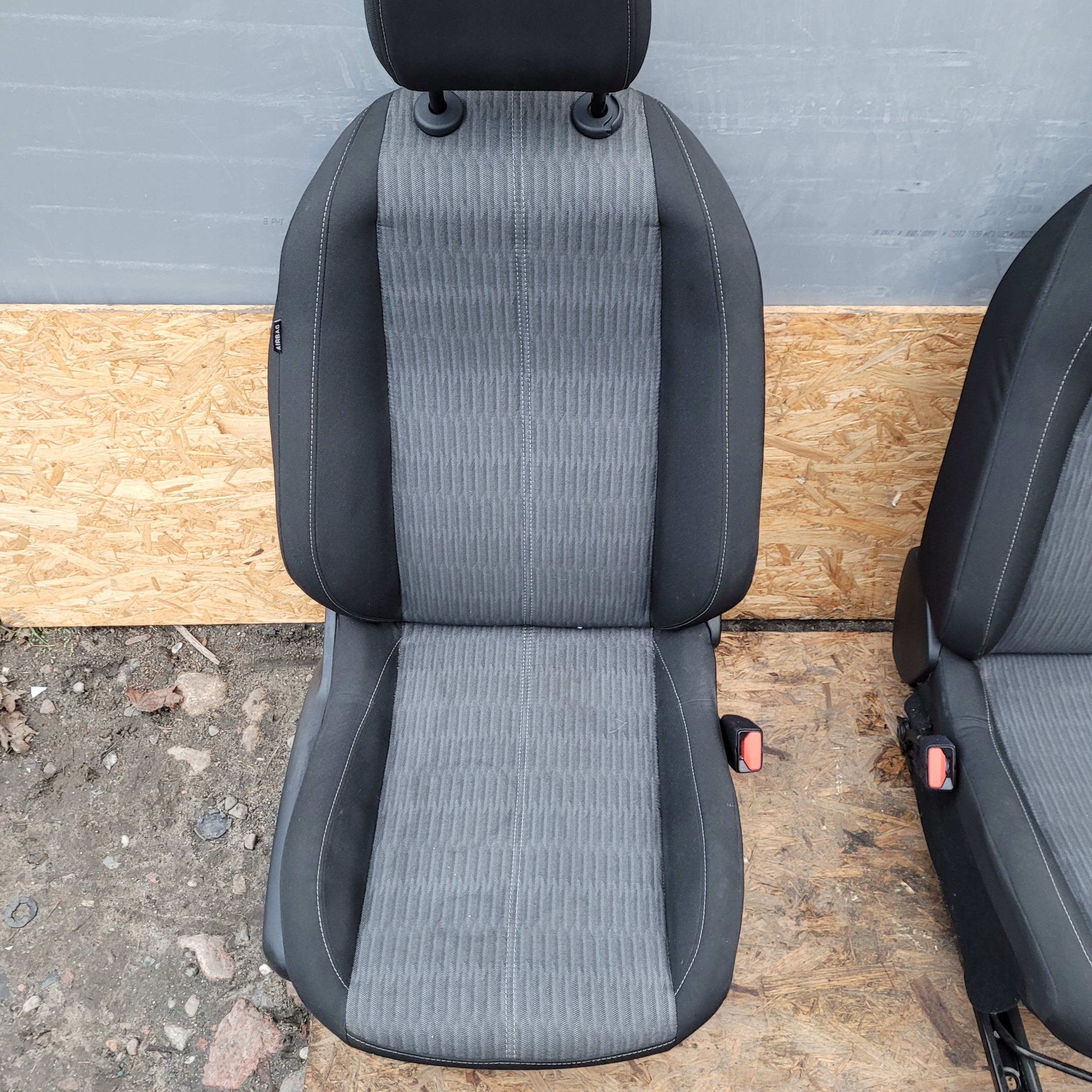 Sitze SIEDZISKO Matte Teppich Sitz OPARCIE OPEL CORSA F