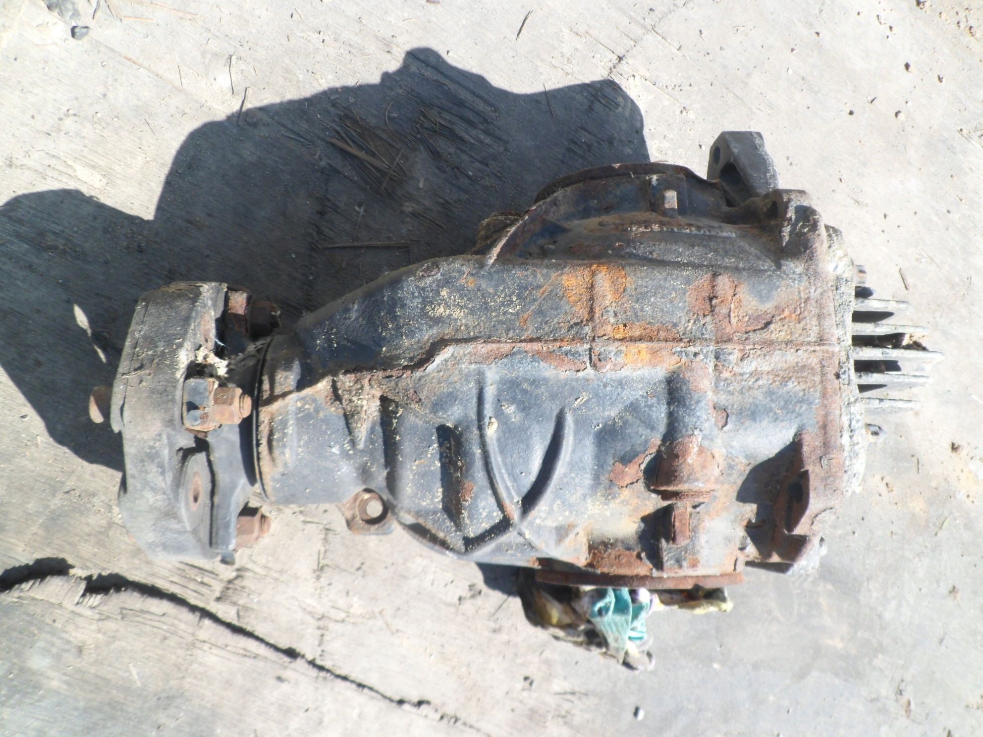 MERCEDES C W203 2.2CDI differential diff rear A2033510508