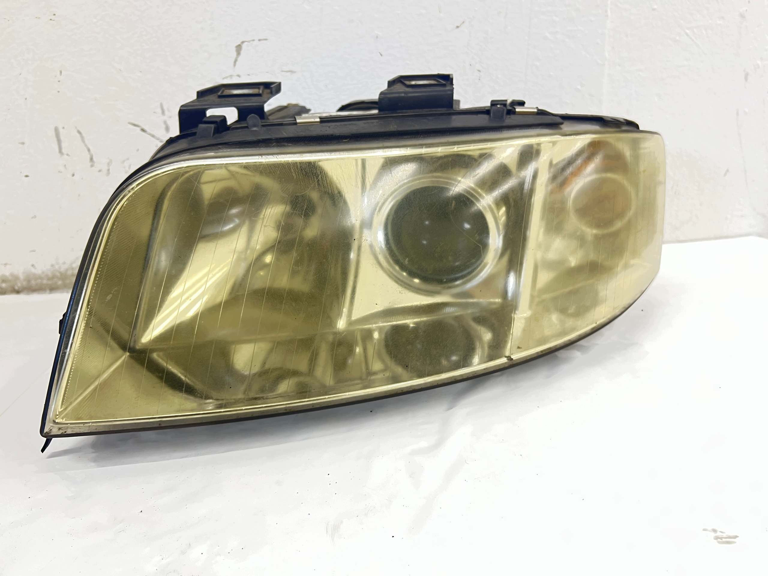 light front left AUDI A6 C5 H7 PO LIFTINGU 01-04 EUROPA