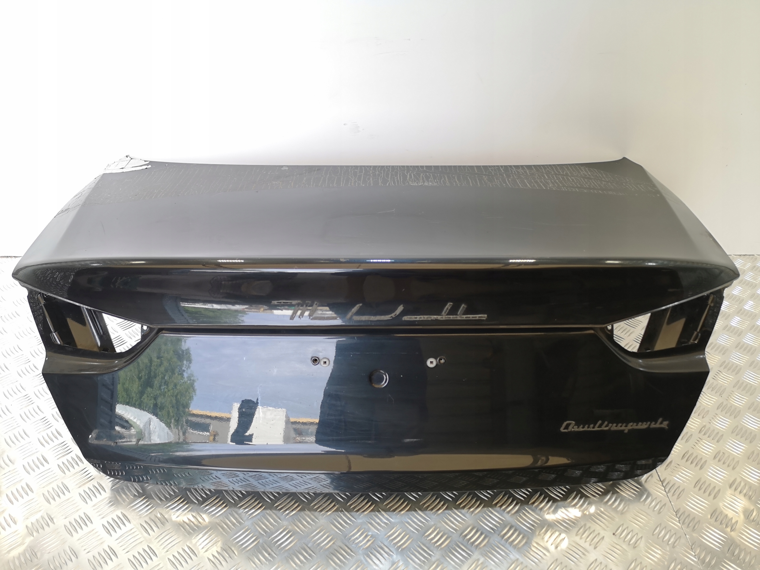 KLAPA BAGAŻNIKA MASERATI QUATTROPORTE VI GTS 13-